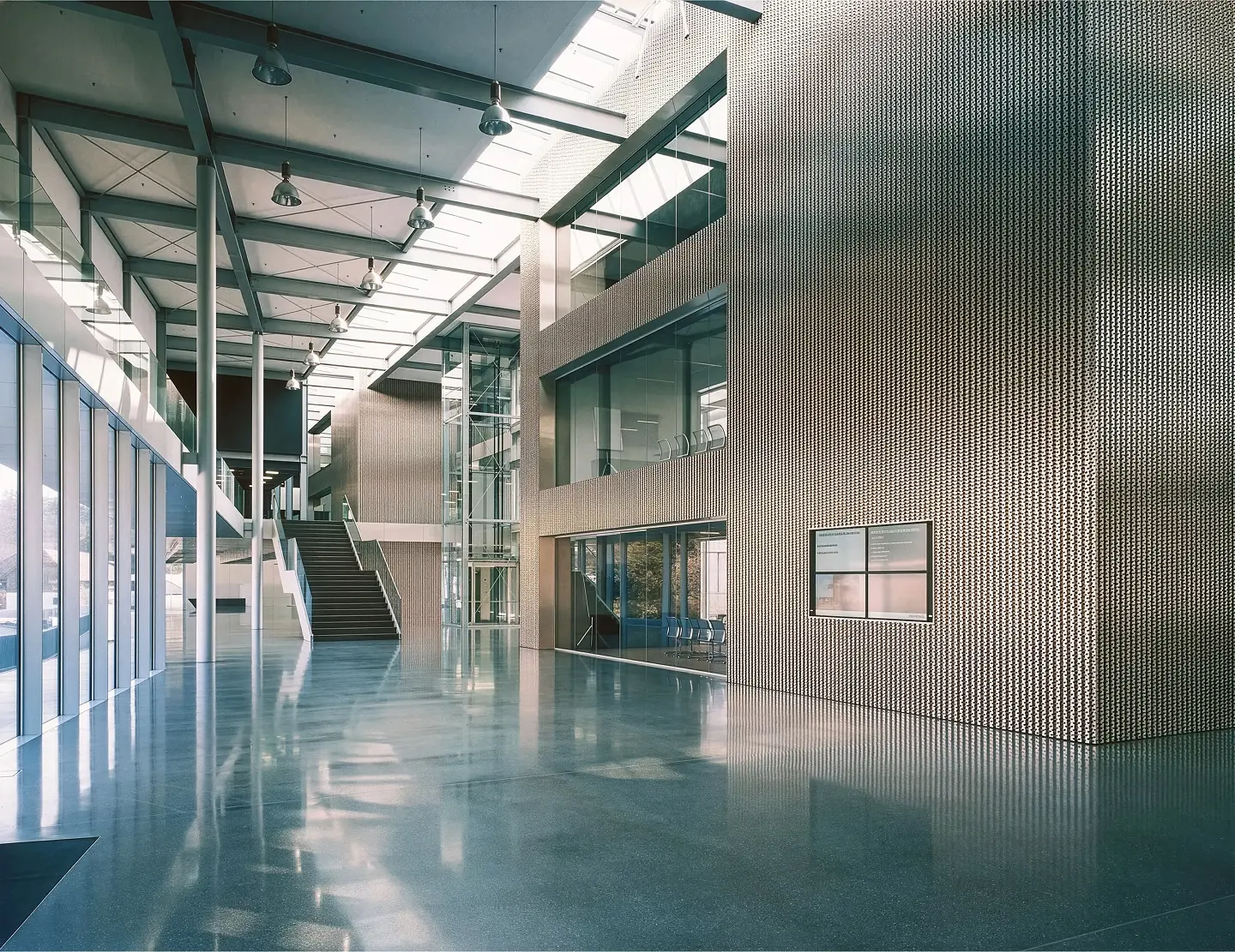 Peneder Basis - Innenbereich