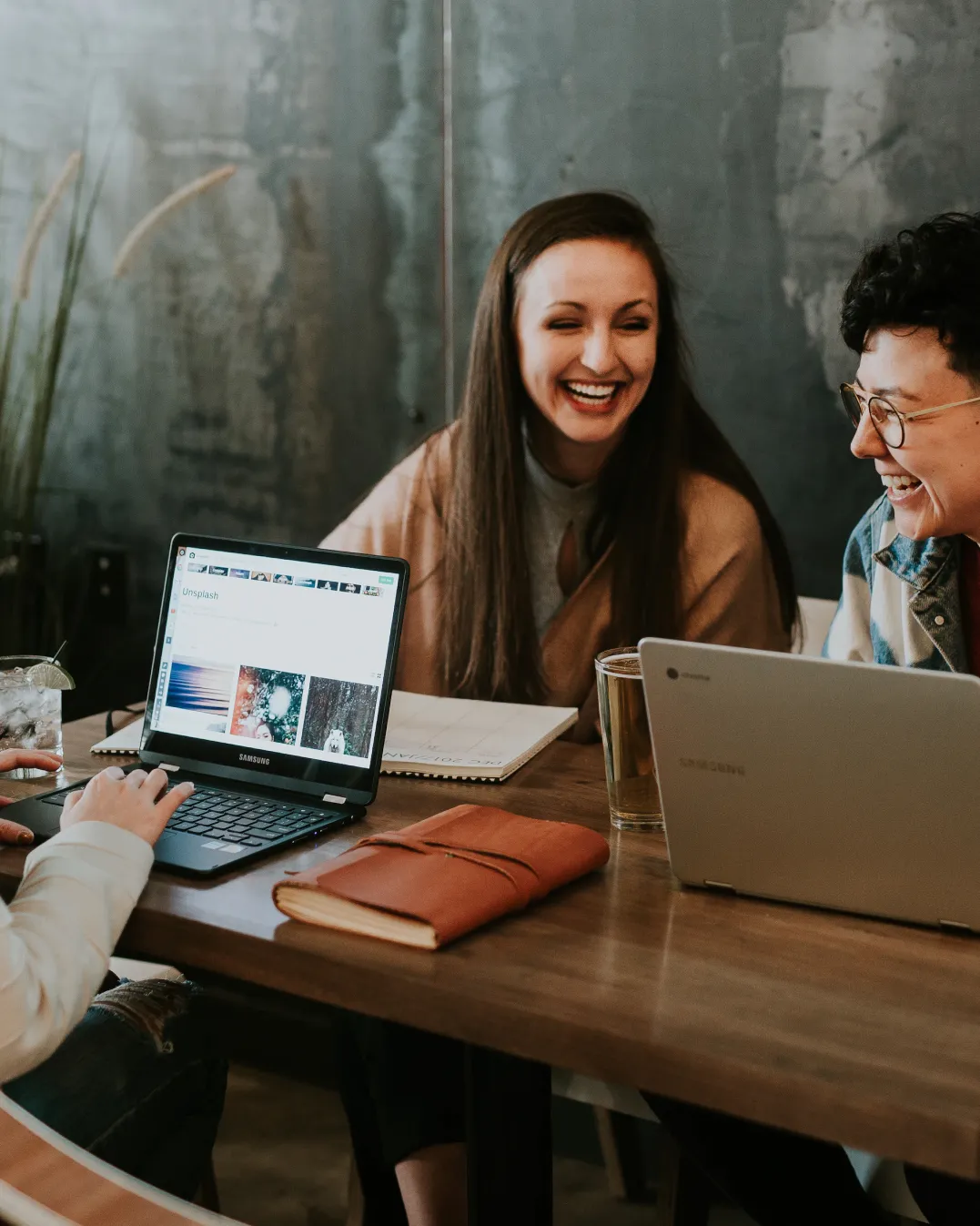 SaaS Webflow Template - Swiss - Created by Wedoflow.com and Azwedo.com