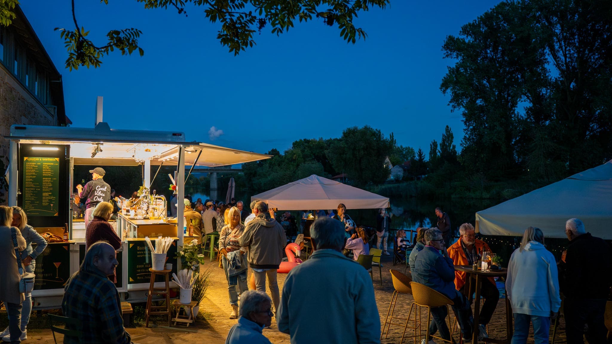 image of bustling pub event