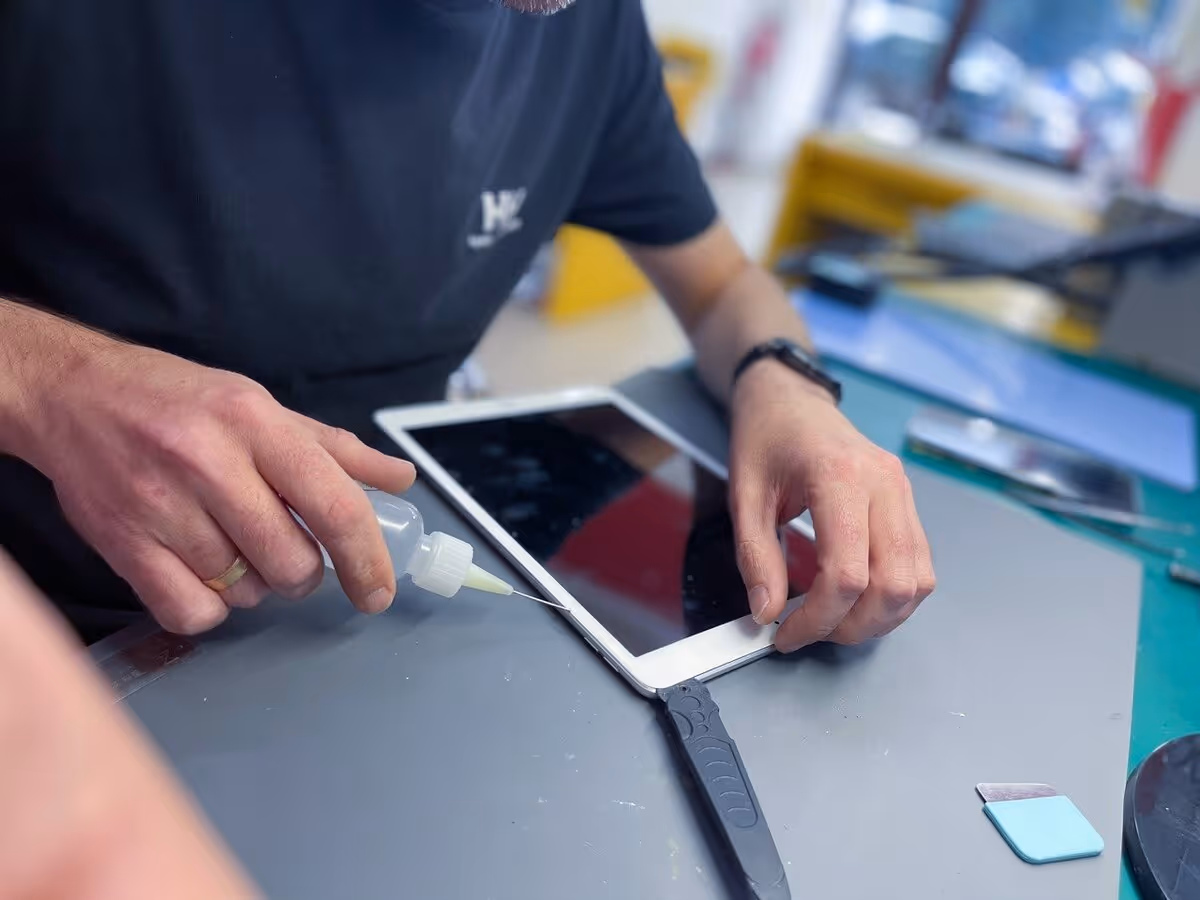 Замена стекла iPad в Технозір сервис центре Одесса