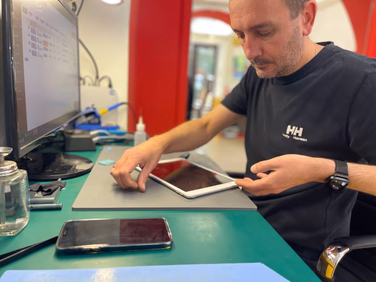 Замена стекла iPad в сервис центре Технозір одесса