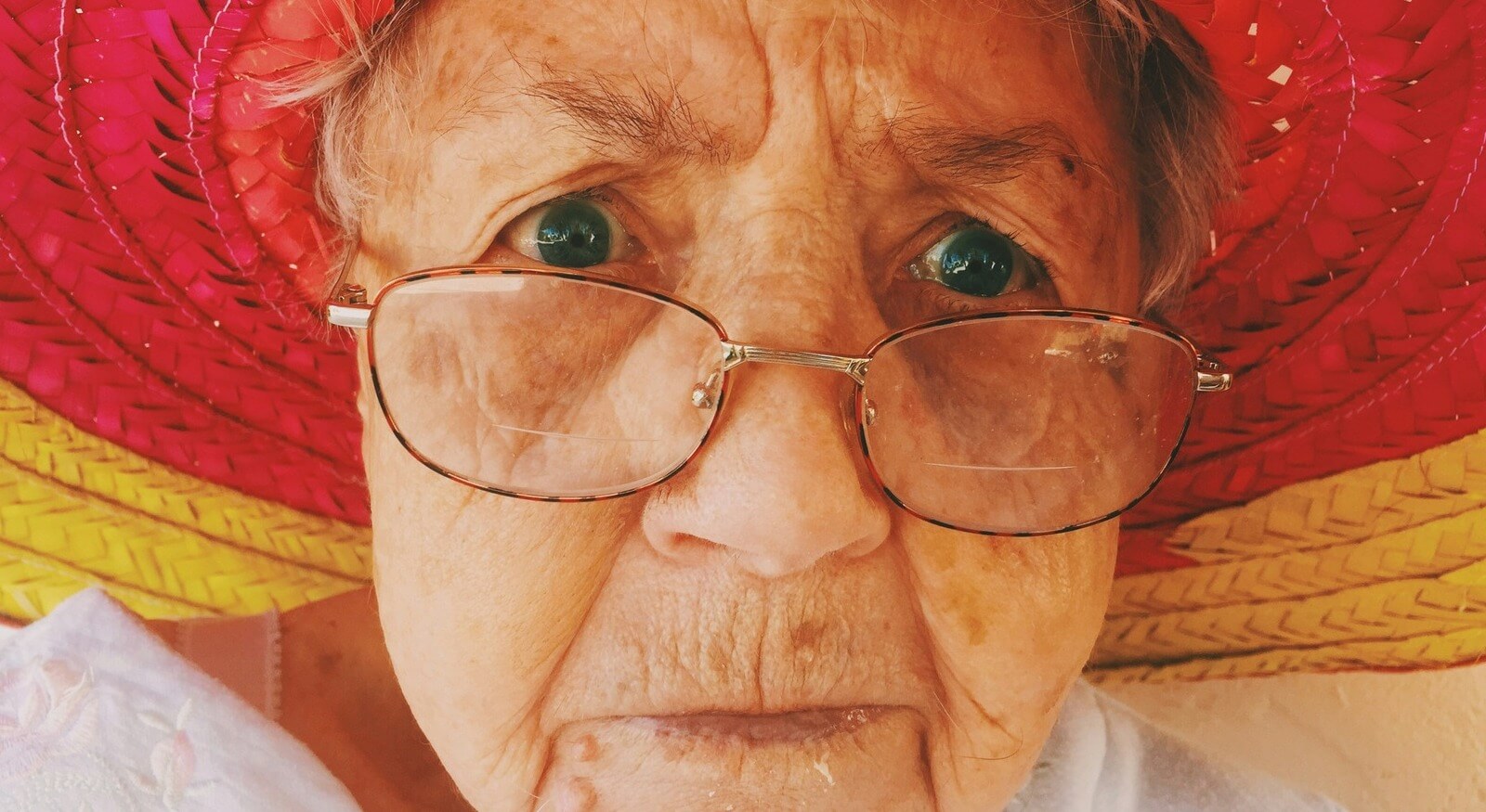 Prava i obaveze negovatelja u Srbiji: vodič za porodice