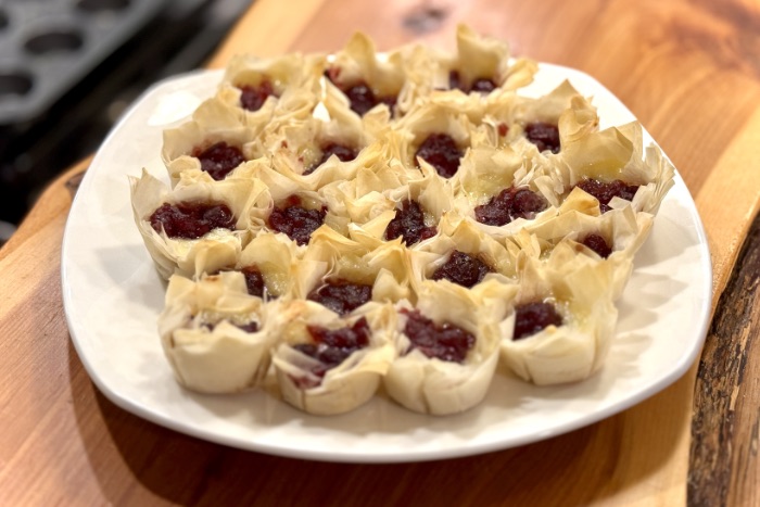 Cranberry Brie Bites