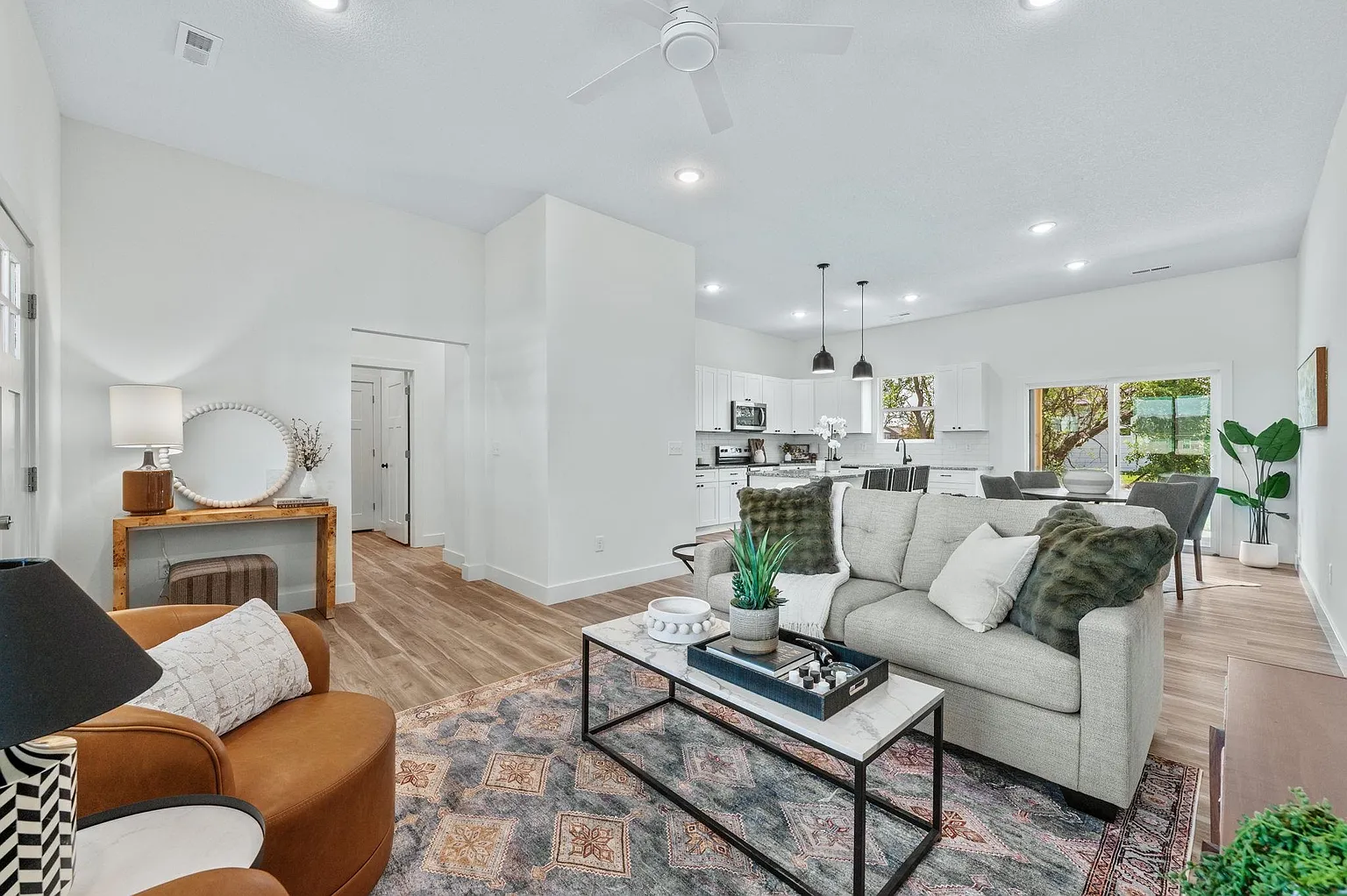 Briarbrook Feature 1 Living 2