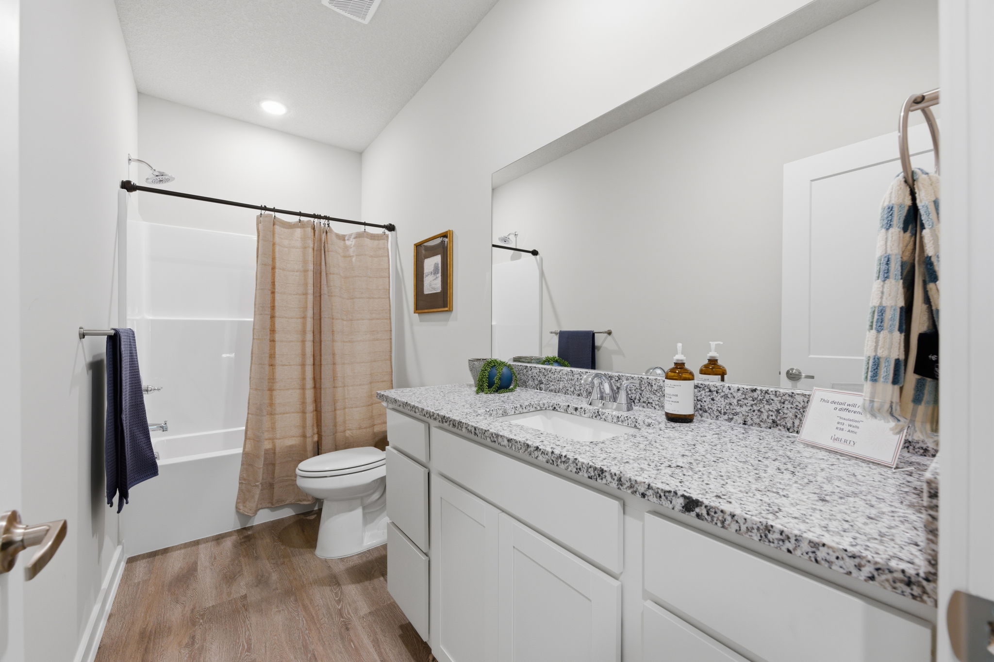 Briarbrook Feature 1 Bathroom