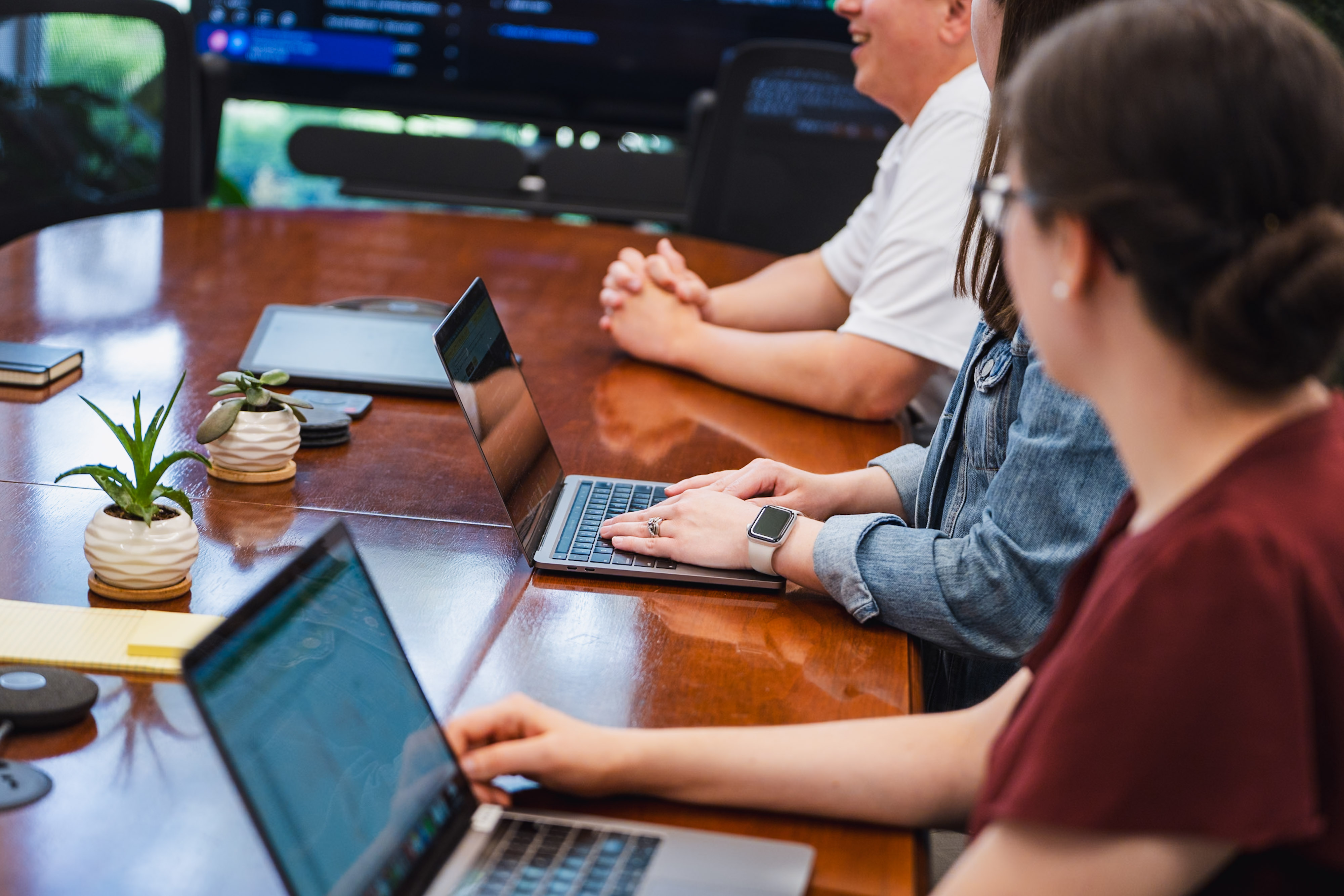 Marketing team discussing SEO strategy