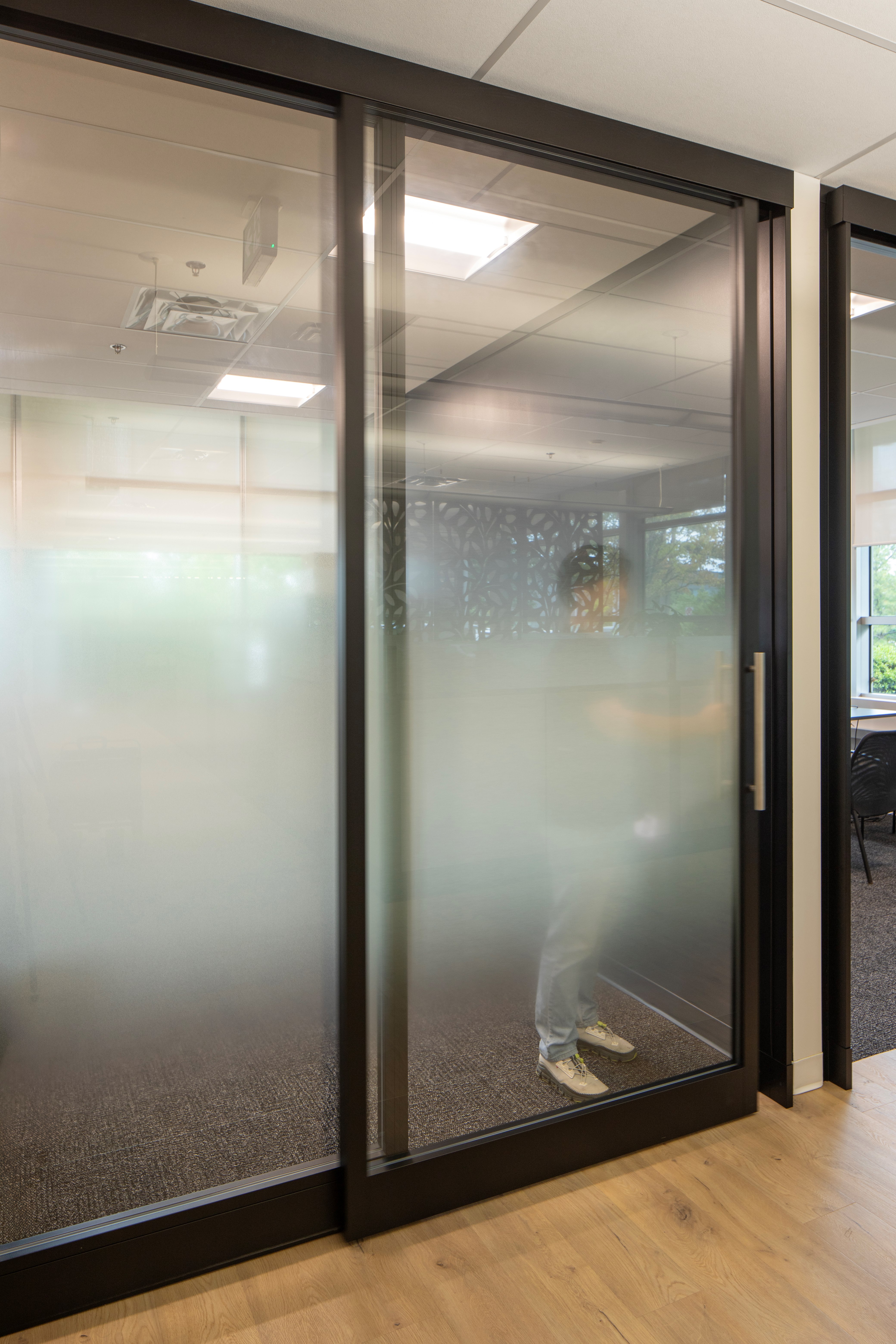 AA Munro high glass door