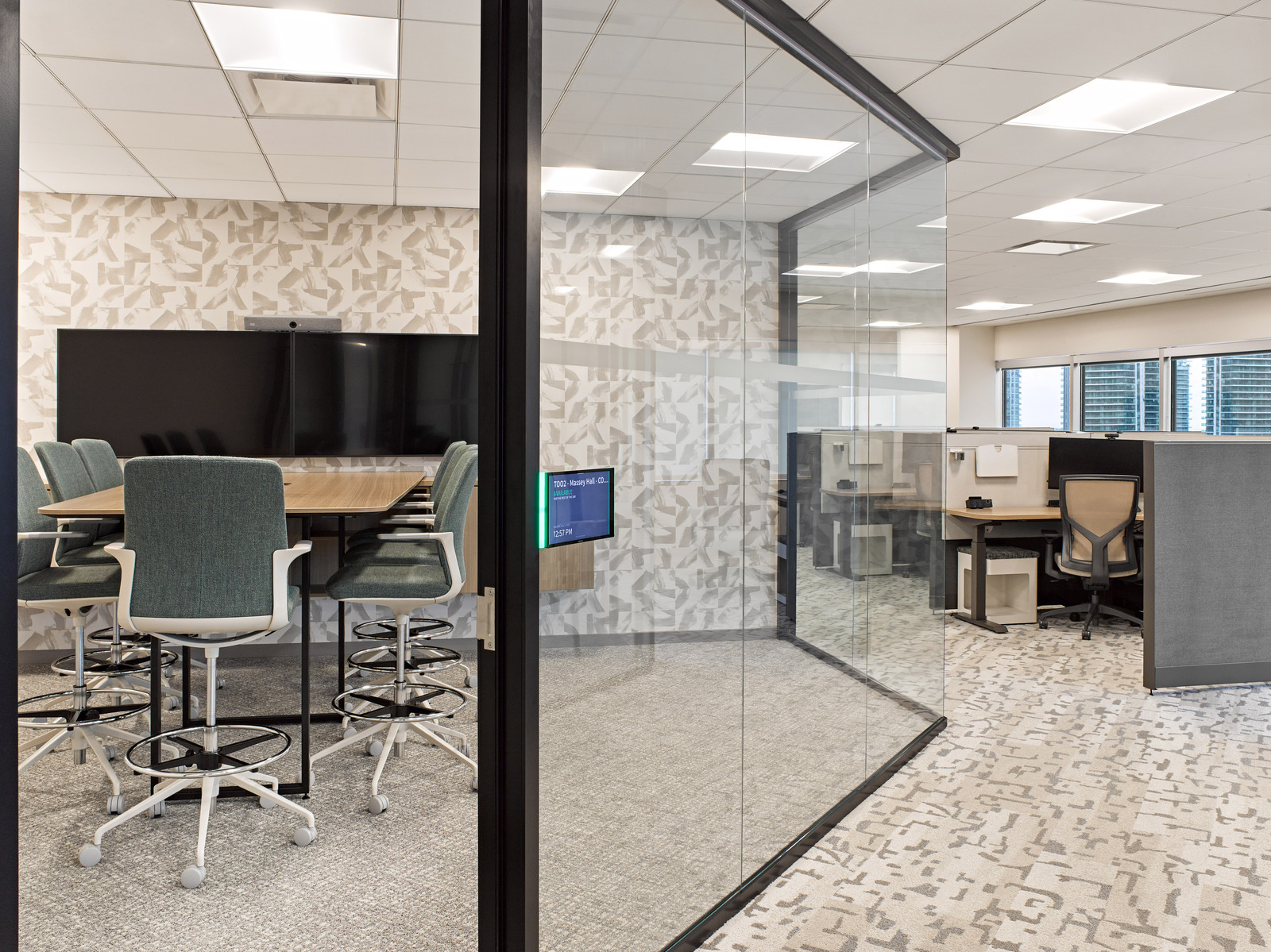 [background image] image of contact center space (for a data analytics and business intelligence)