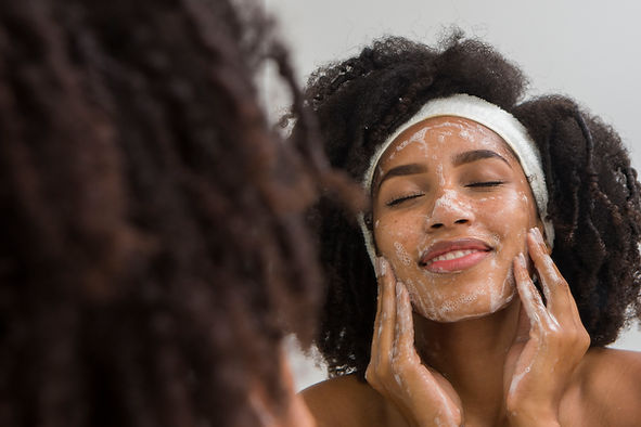 Cosmética natural x produtos convencionais: qual é melhor para você?