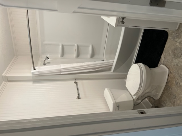 Great Location Updated Bathroom 1