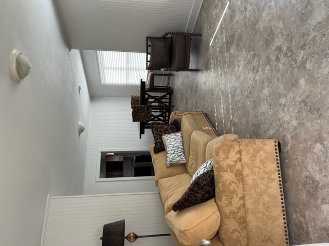 Great Location Updated Living 1