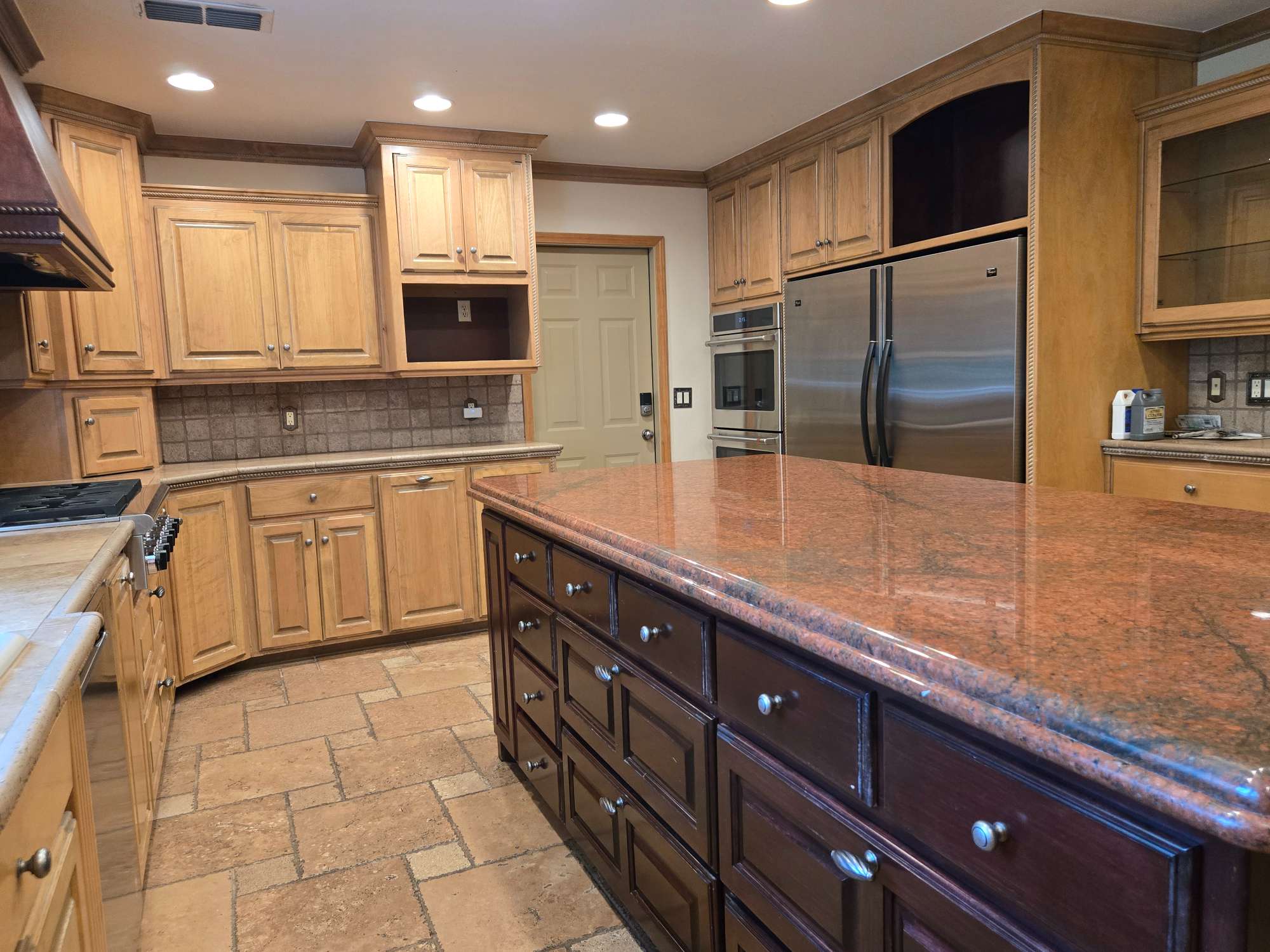 Beautiful Custom Home Kitchen 3