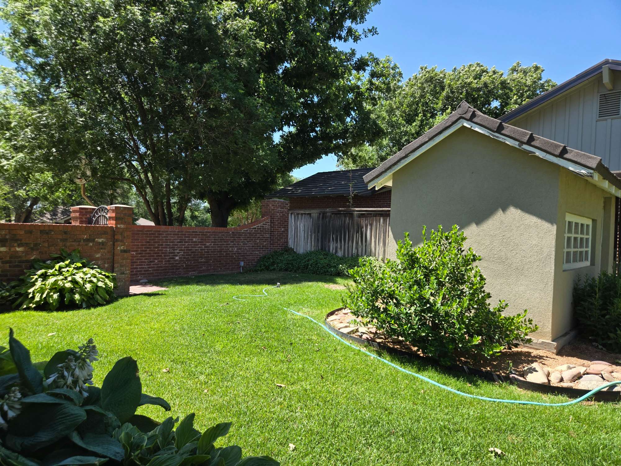 Beautiful Custom Home Side Yard