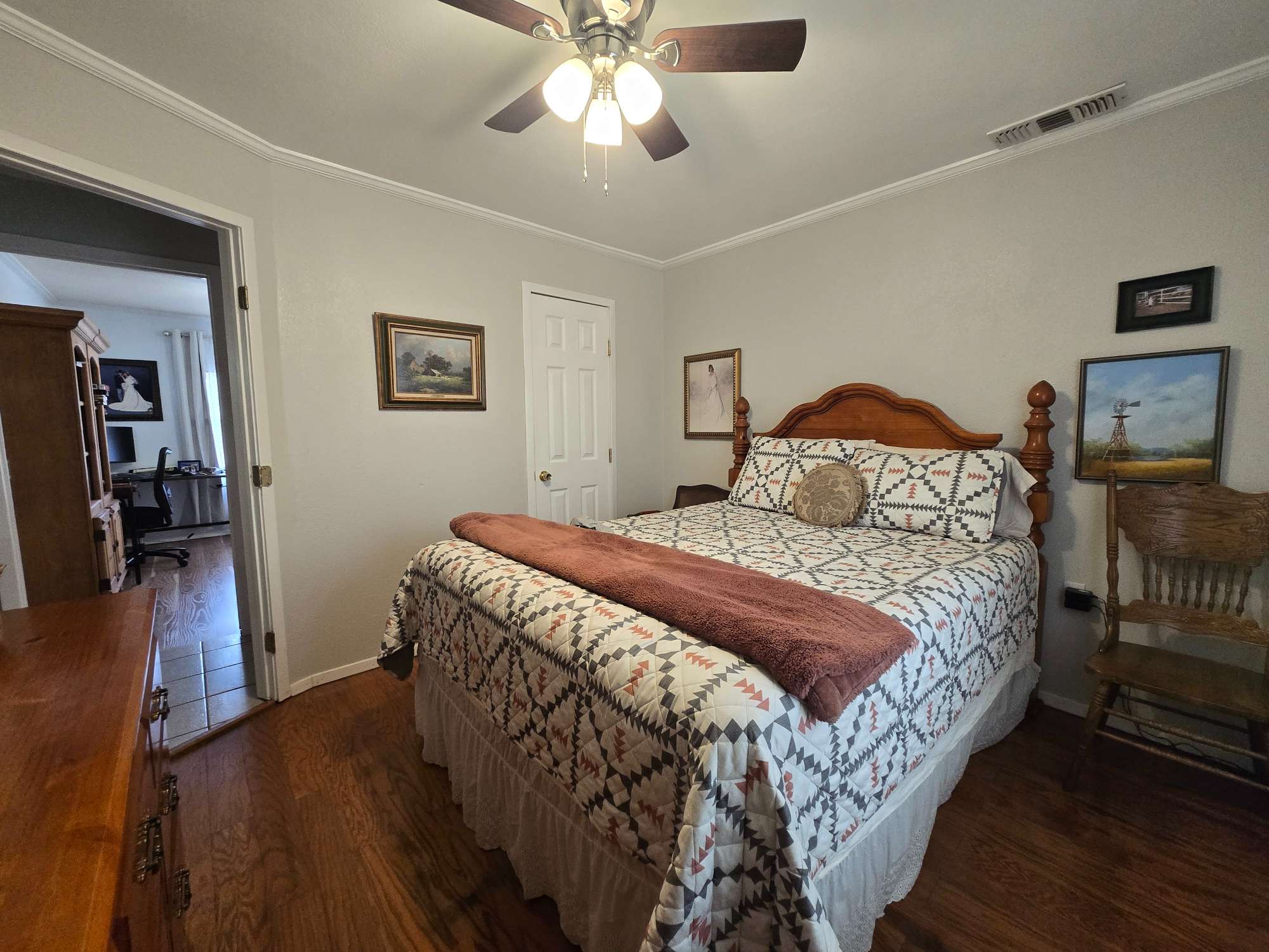Cozy Home on a Large Lot Bedroom 2