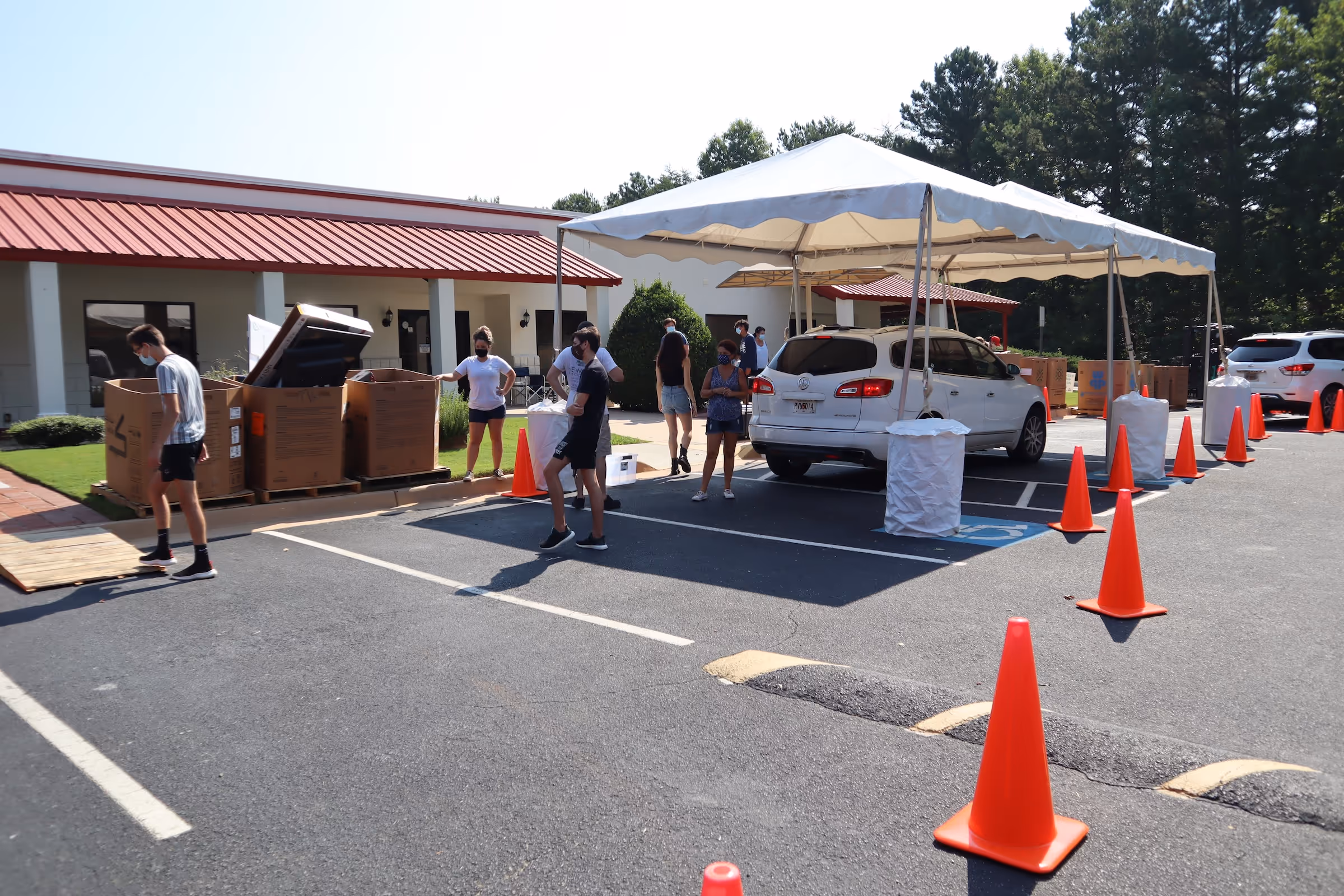 Recycling Event Car Line