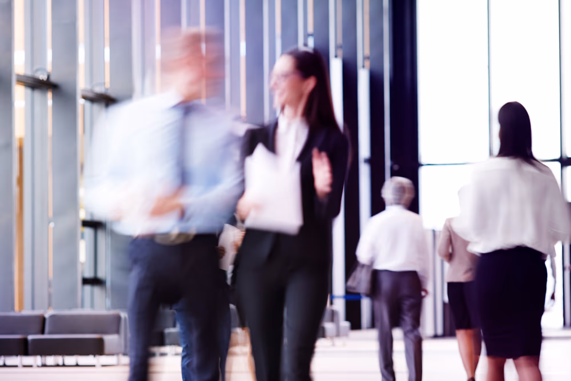 Image representing a diverse group of professionals in a collaborative setting - Sparagus.