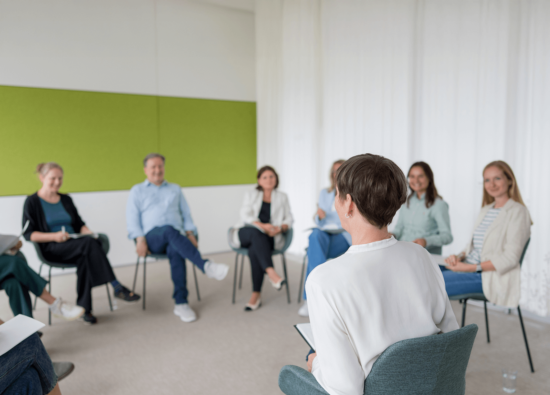 Systemische Teamcoaching-Ausbildung – Lehrteam der coachingakademie im Flur, Gruppenporträt