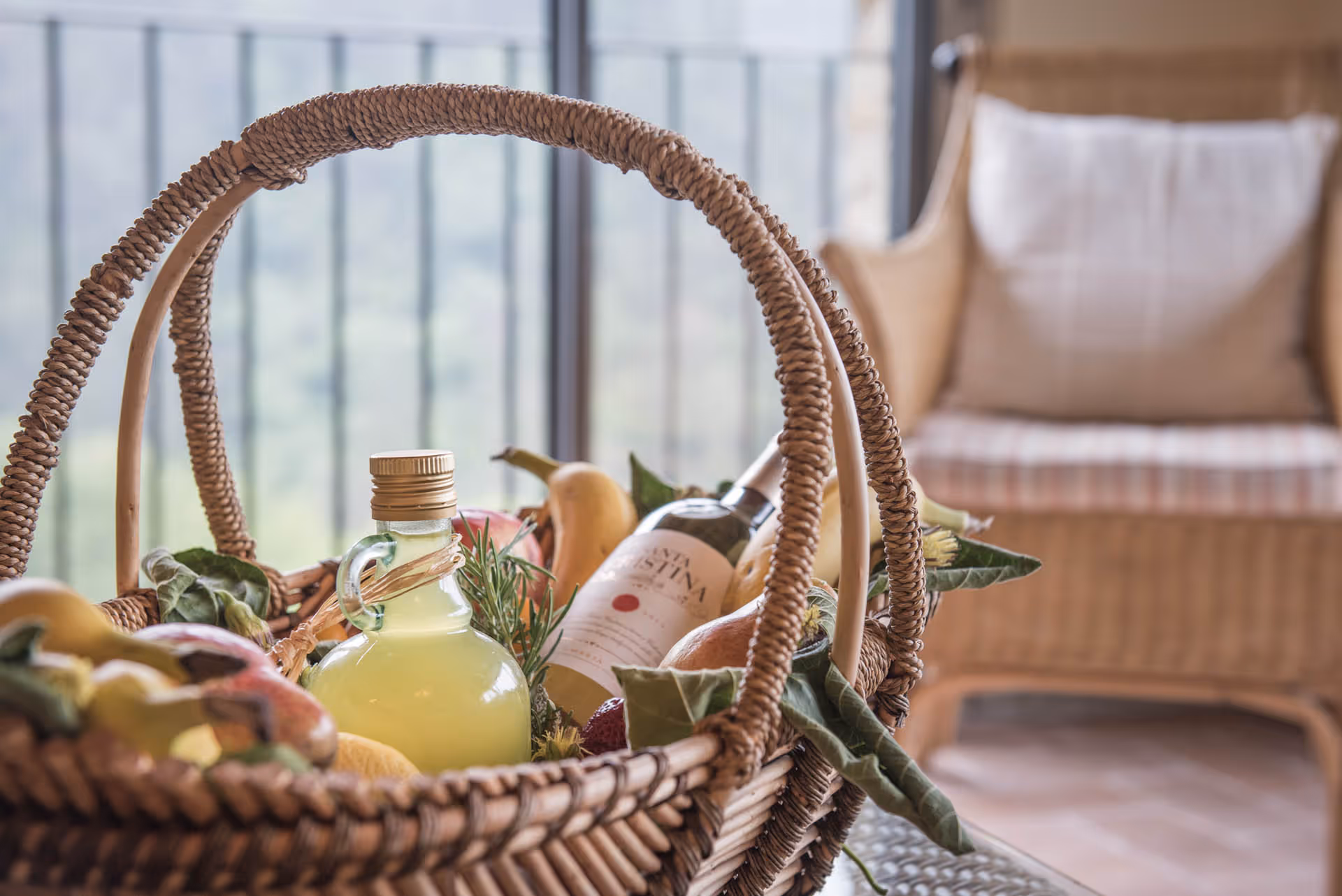 Fruit basket with fresh produce on the farmhouse terrace – authentic Tuscan lifestyle