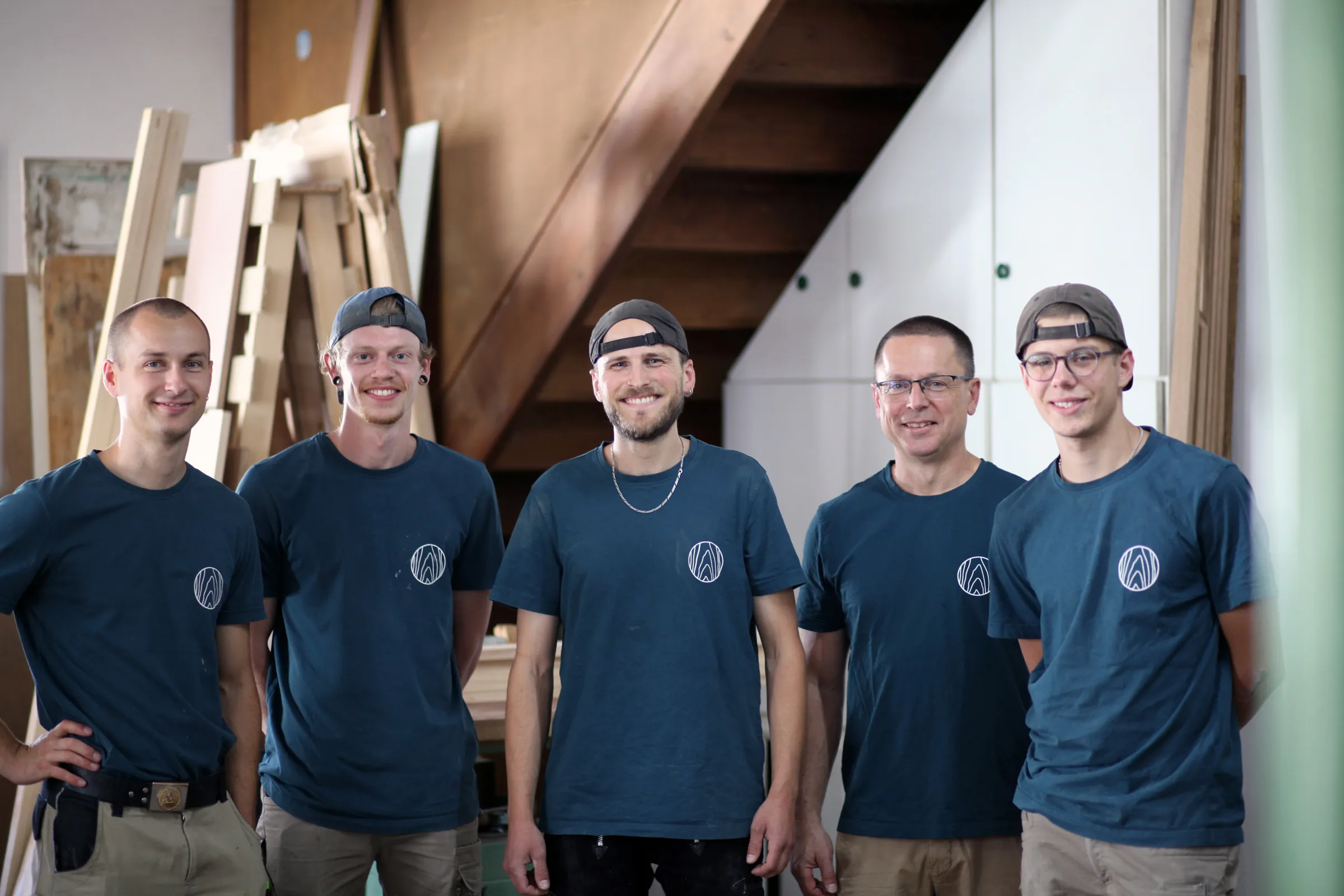 Werde Teil unseres Teams: Schreinergeselle (m/w/d) gesucht!