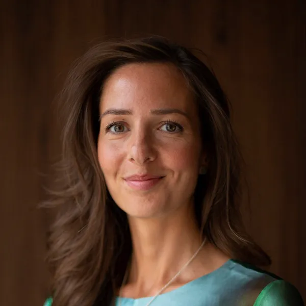 Mitra Javadzadeh på Fiwe