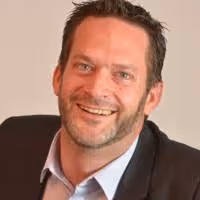 photo de profil créateur représentant Sébastien Deschaux