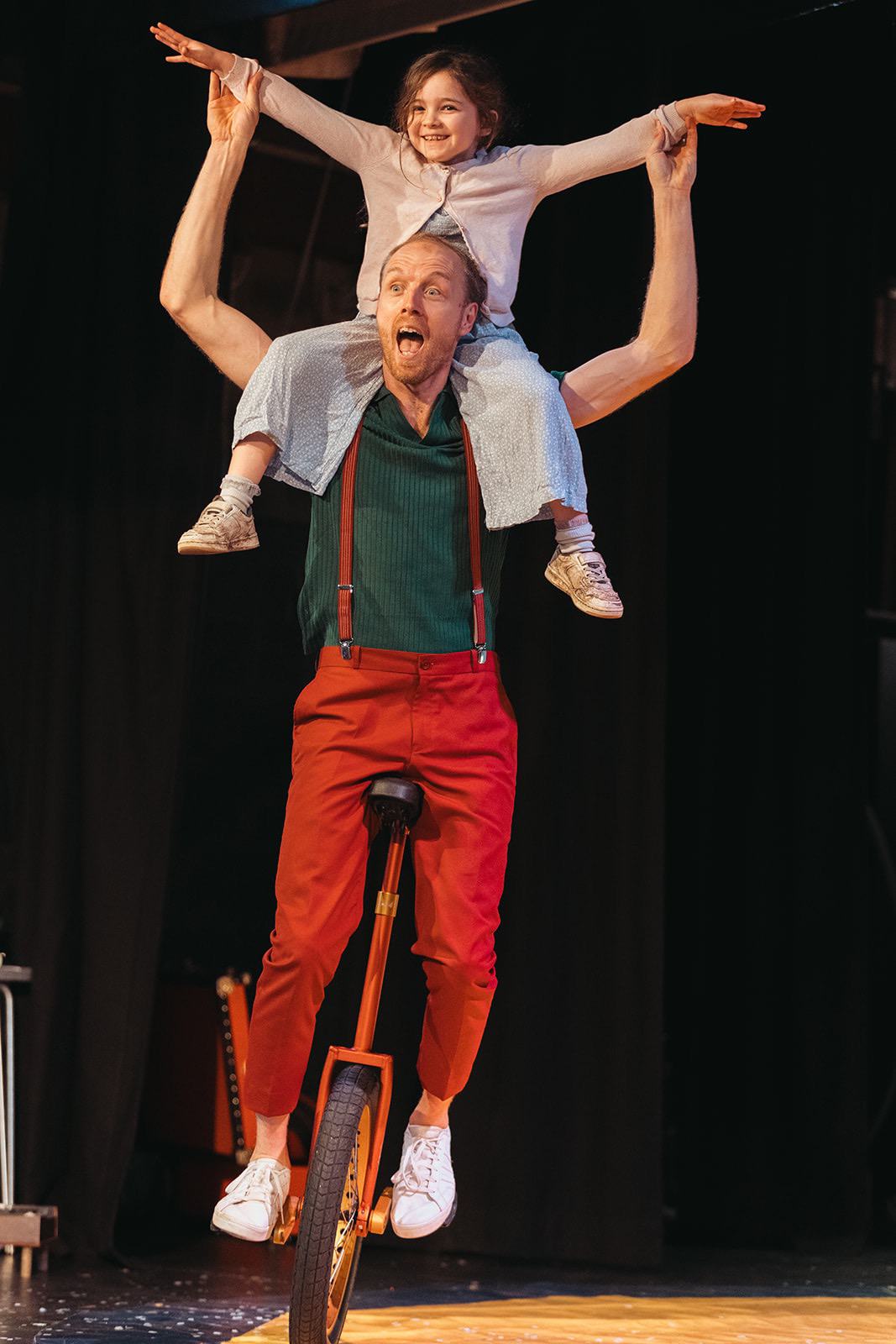 image of curriculum materials for preschools & daycare