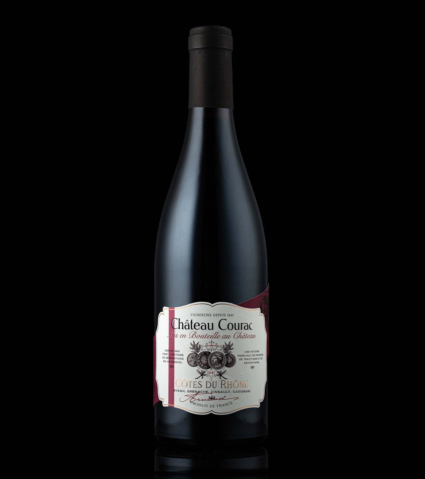 Full Château Courac wine bottle, front-facing