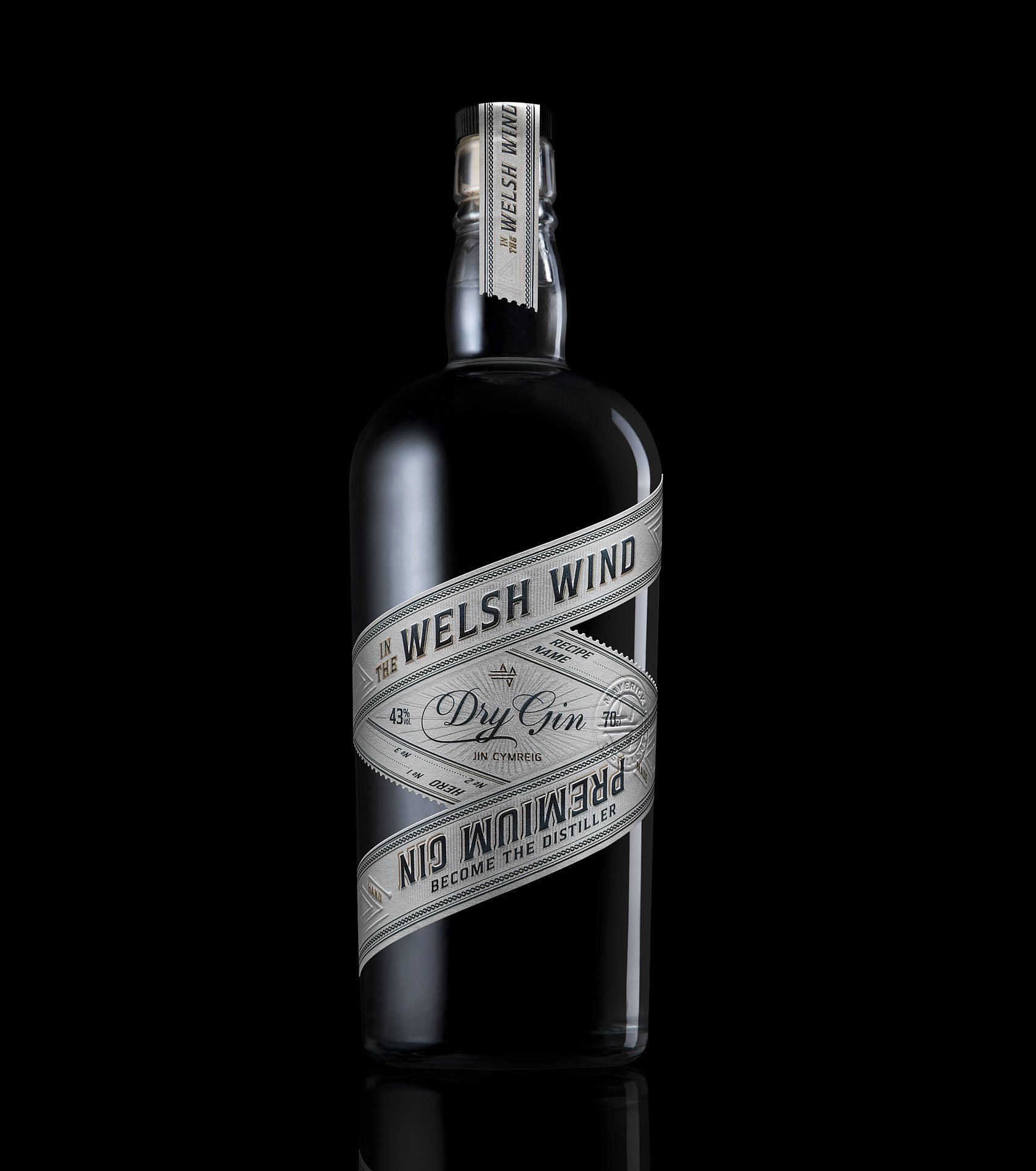 Full In The Welsh Wind Experience Spirits Bottle & spirits bottle, front-facing