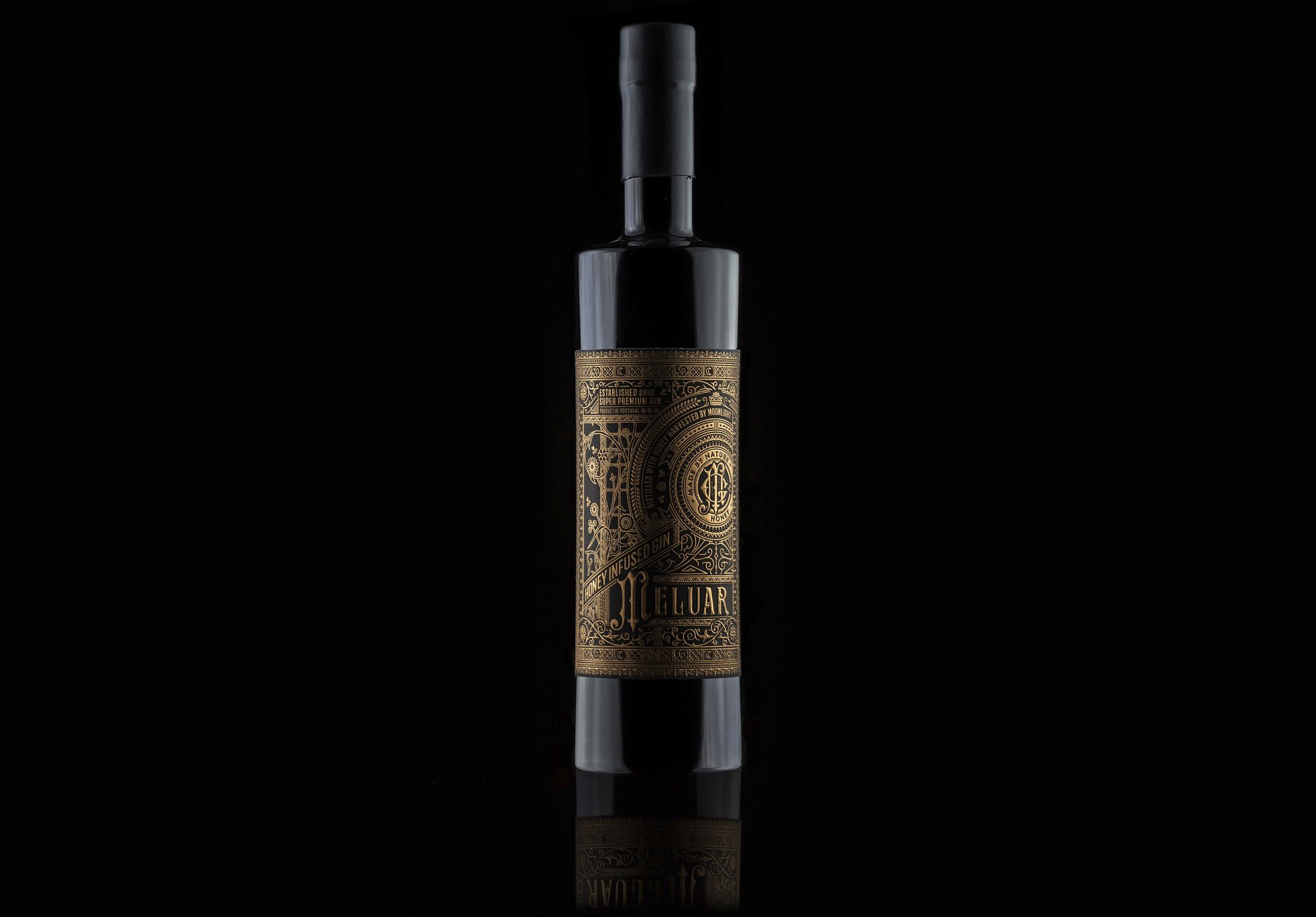 Full Meluar Spirits Design spirits bottle, front-facing