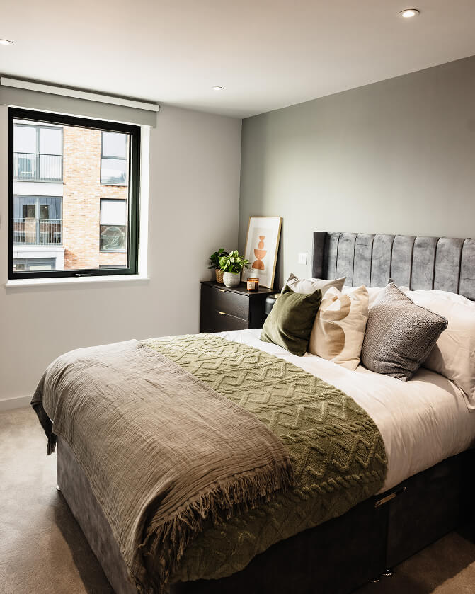 Nieuwe Kamer met bed