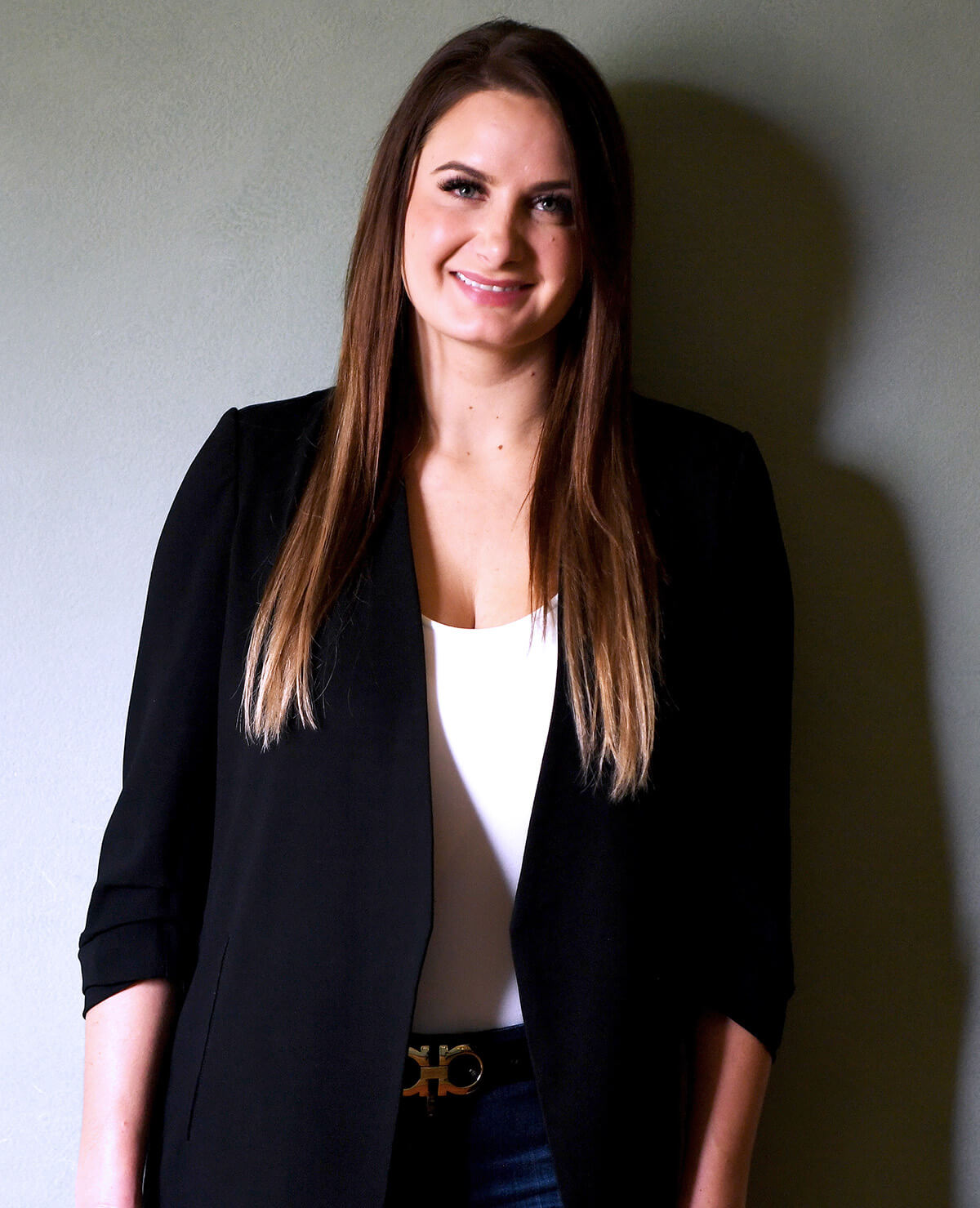 Ashley Kedra, founder of KedraCo — brand messaging strategist and clarity consultant