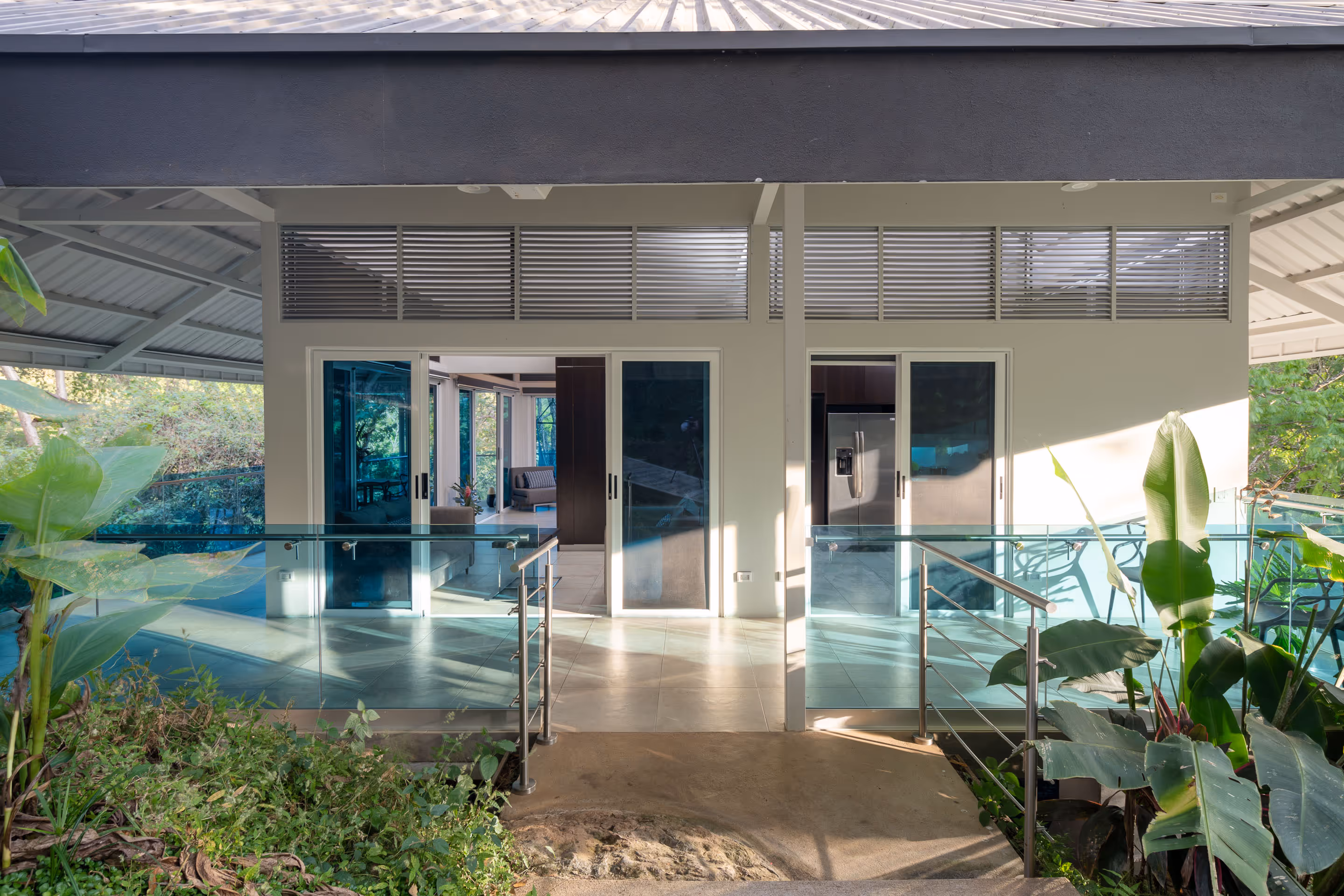 Casa Tucan with open-air jungle views