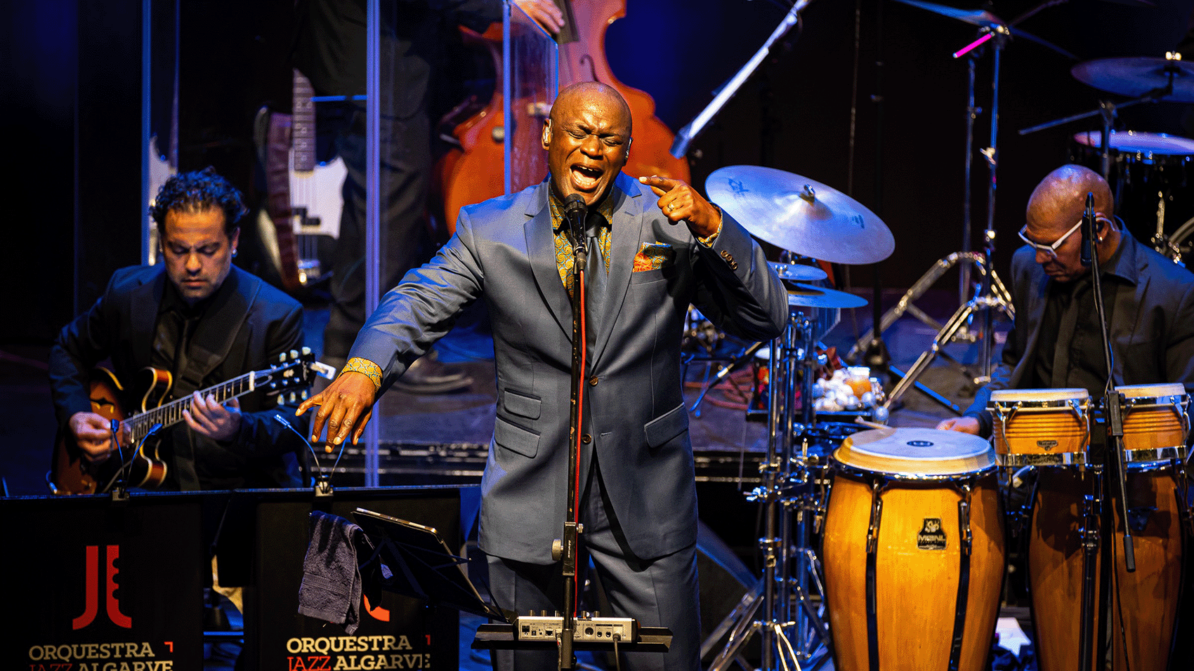 058 Jazzcafé: Ola Onabulé & Hazelrigg Brothers