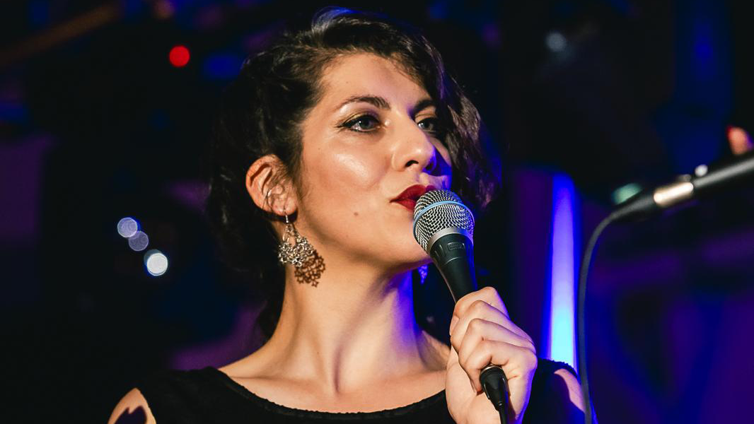 058 Jazzcafé: Lúcia Magalhães