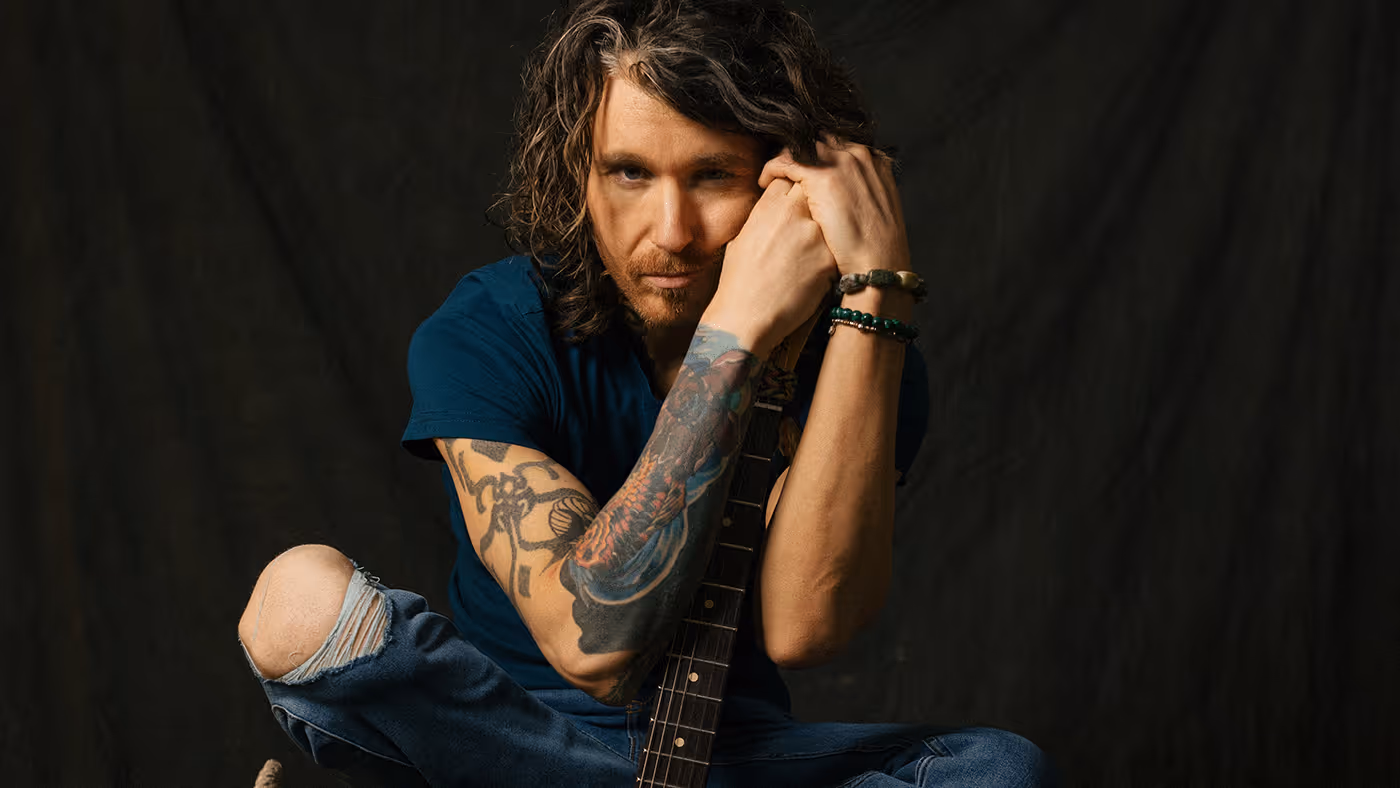 Dom Martin + No King