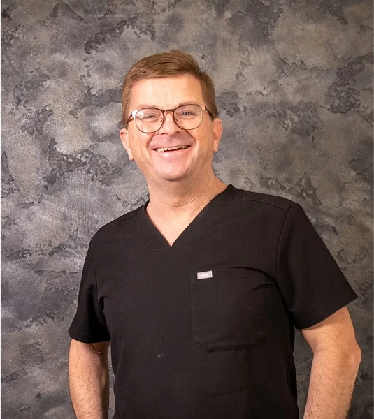 Dr Clive Bevitt