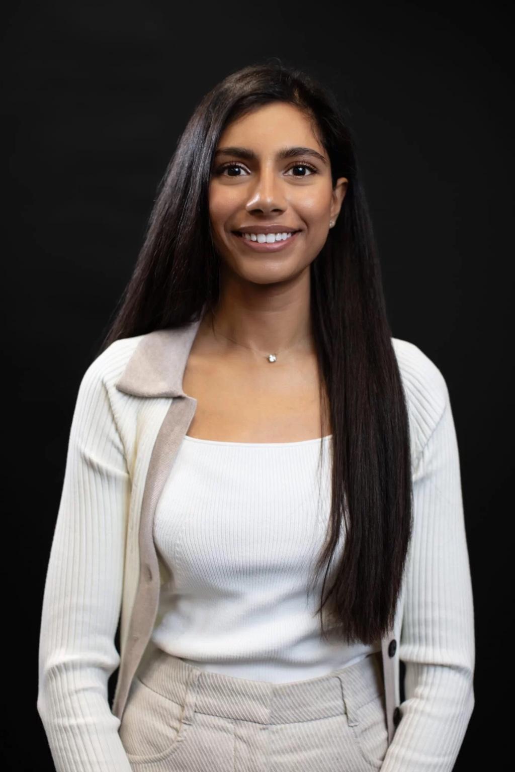 Dr Anisha Mistry