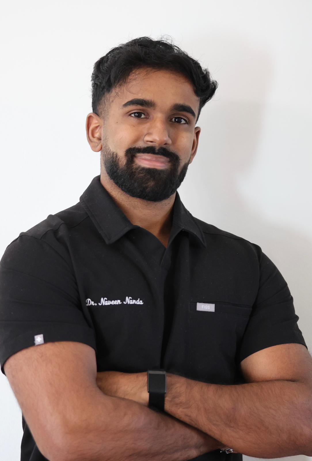 Dr Naveen Nandakumar