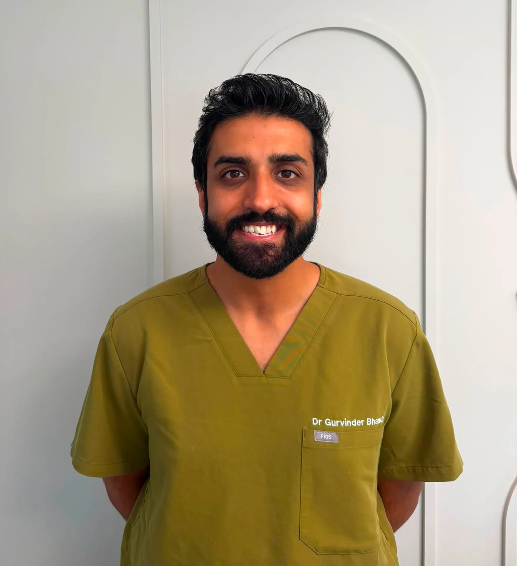 Dr Gurvinder Bhandal