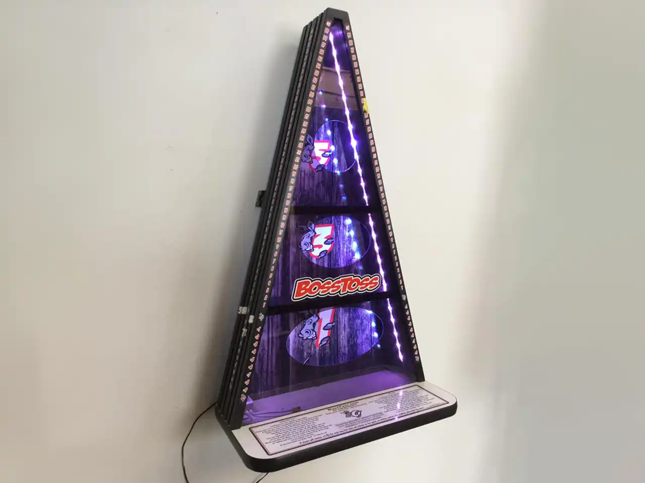 Boss Toss bag toss wall game