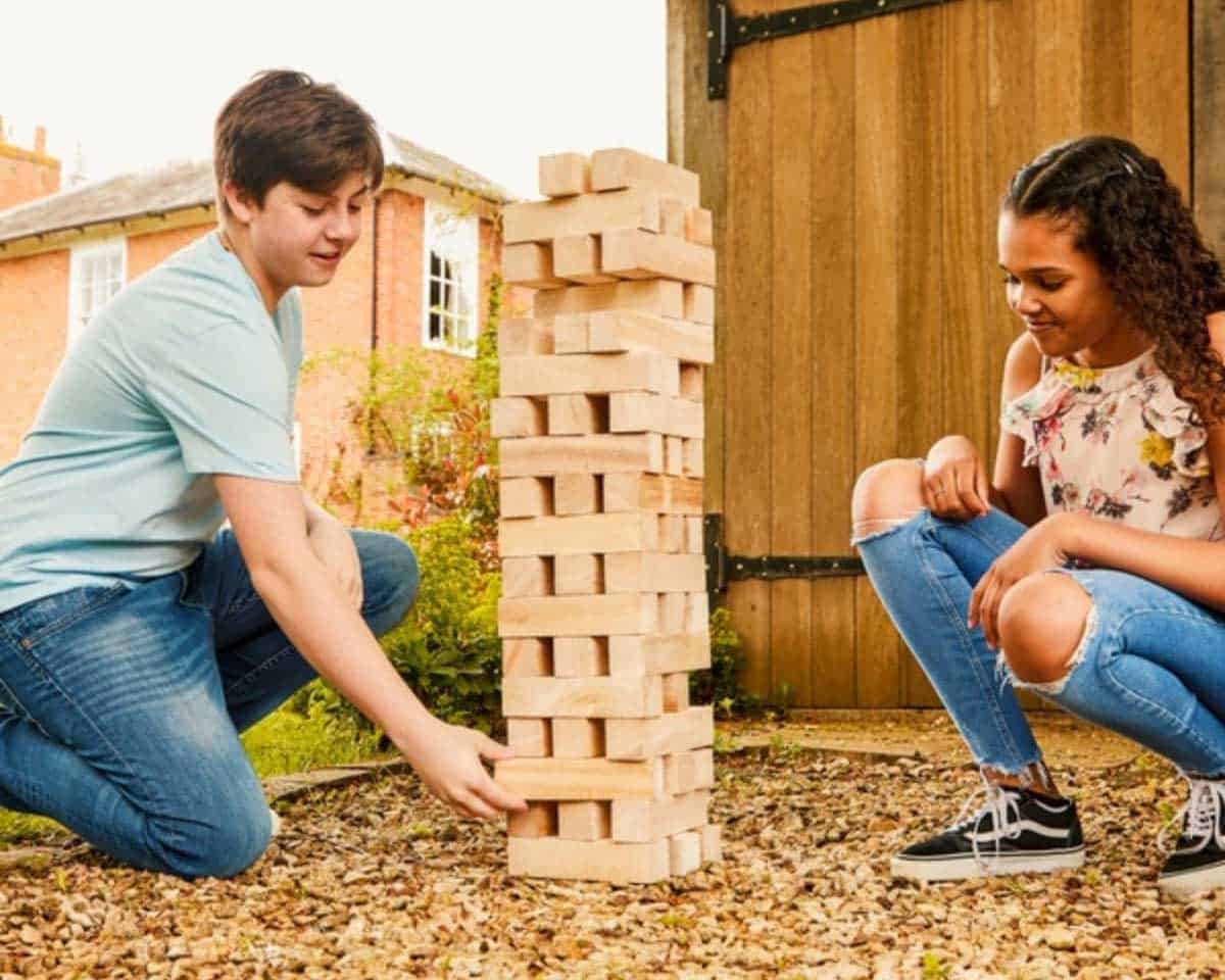 giant customizable tumbling tower