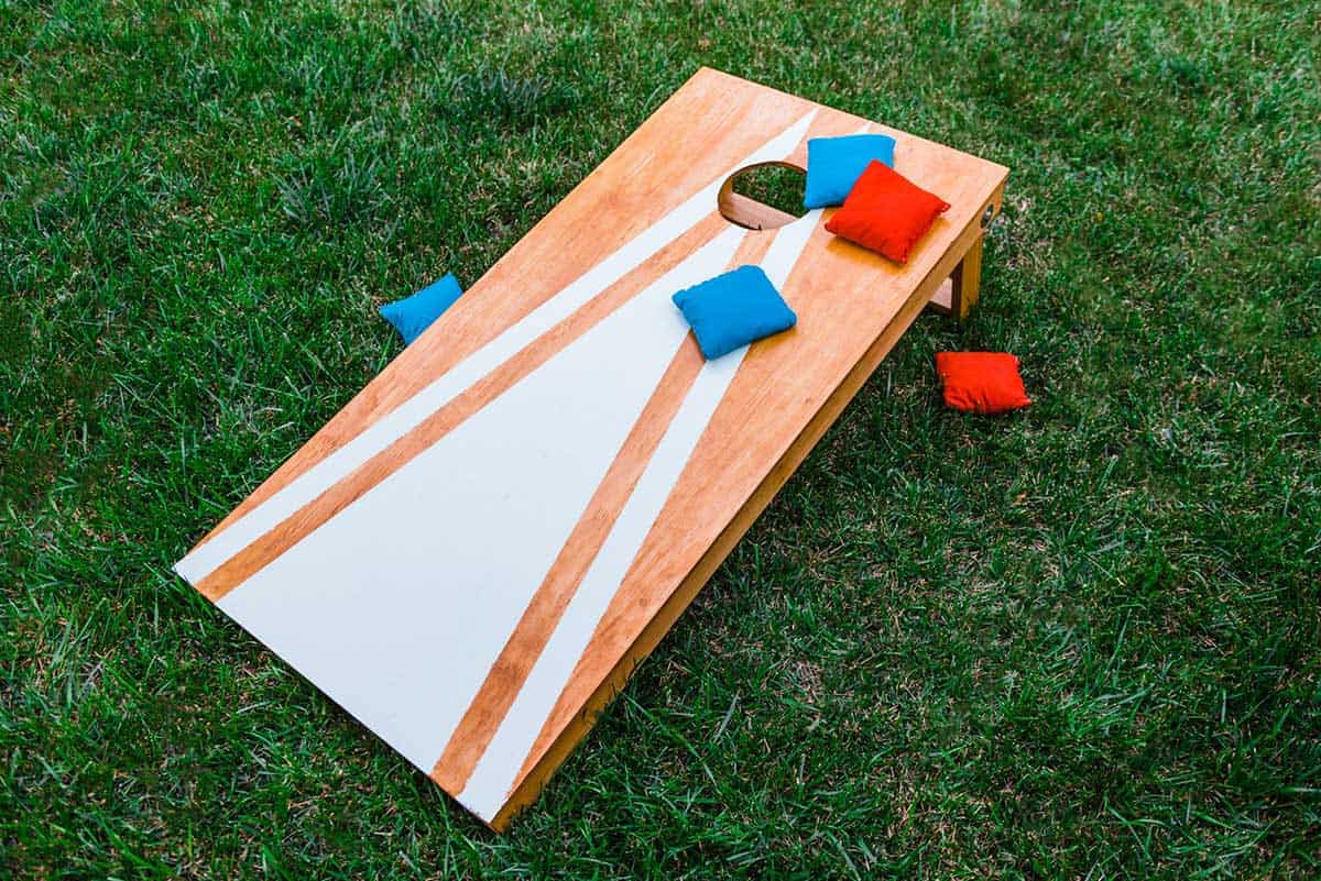cornhole game|||||