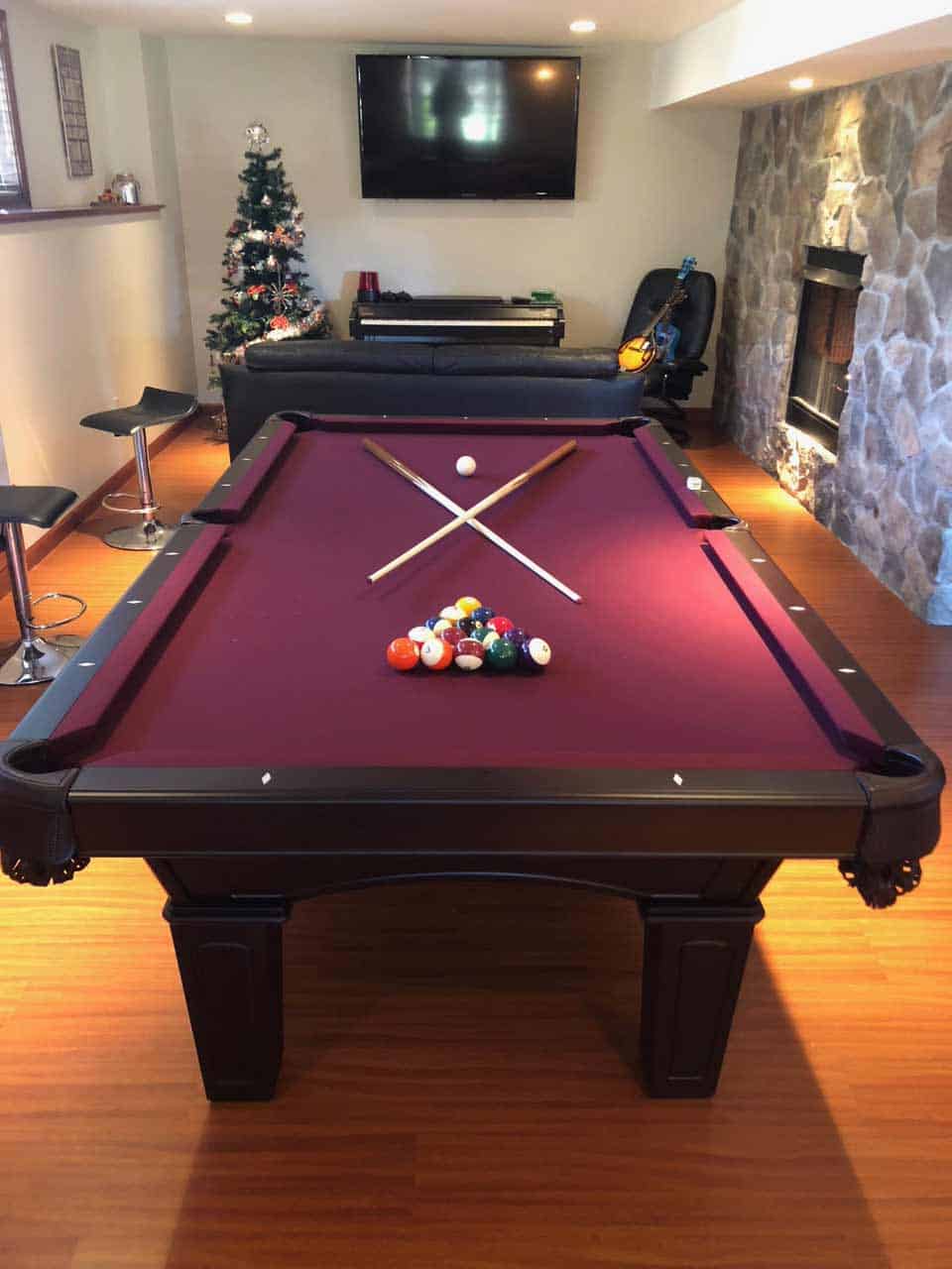 north haven ct red pool table on christmas
