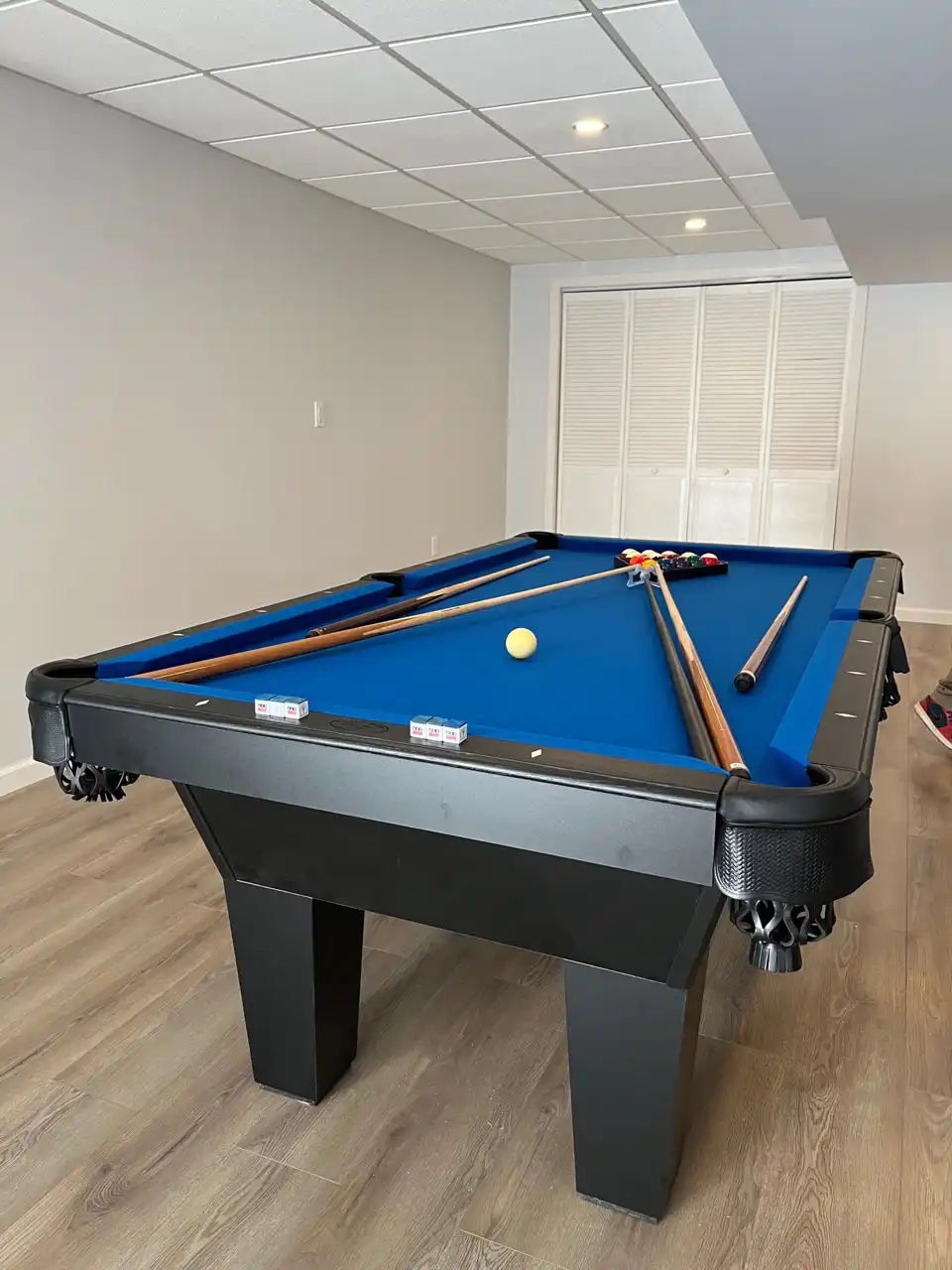 blue olhausen pool table