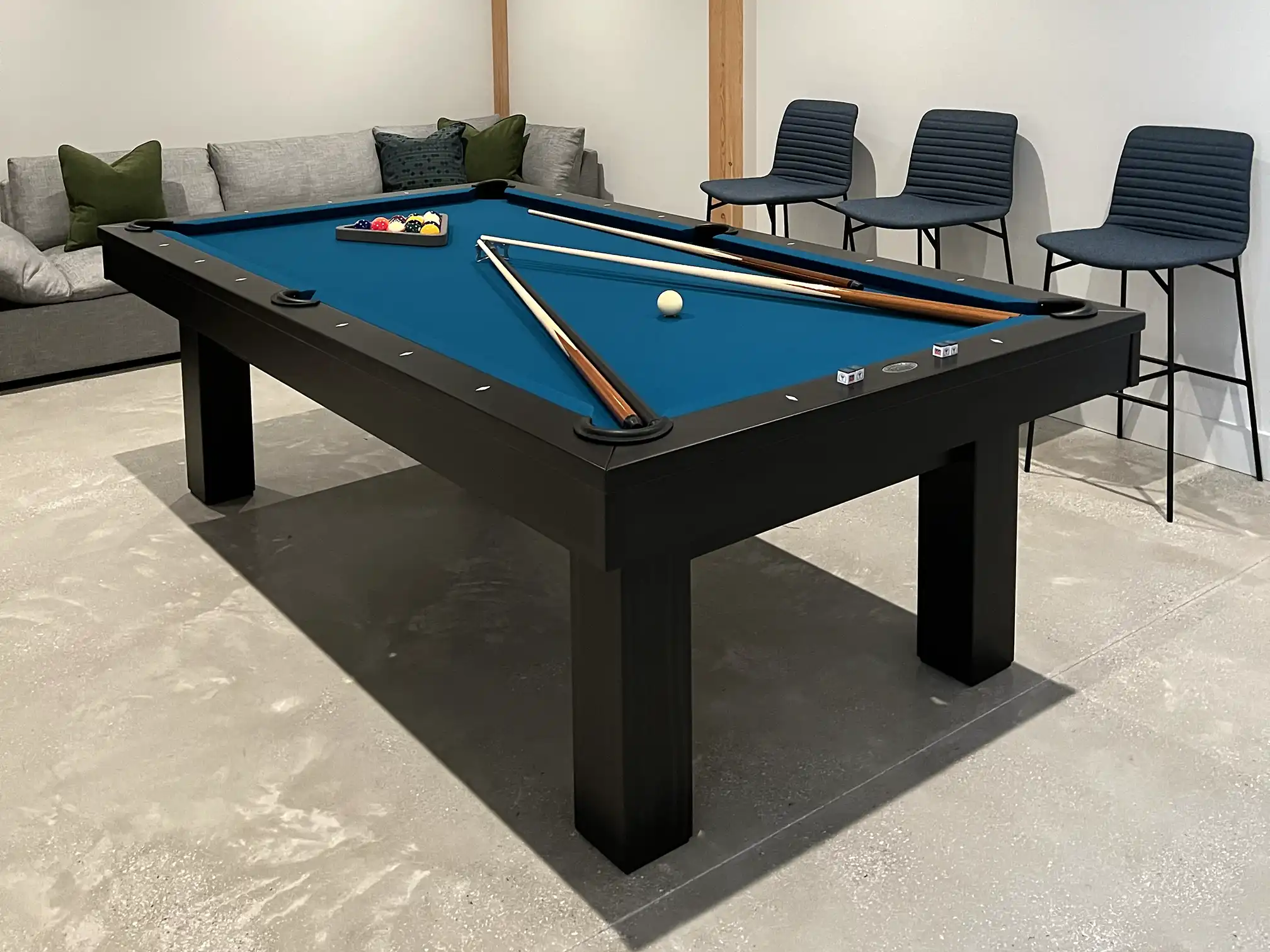Olhausen pool table with turquoise felt