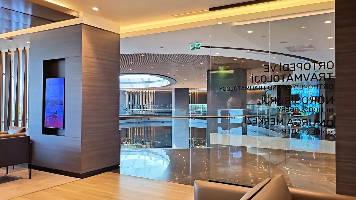 Modern orthopedics, neurosurgery, and spine center at Memorial Hospital in Istanbul, Türkiye, offering advanced medical care for international patients