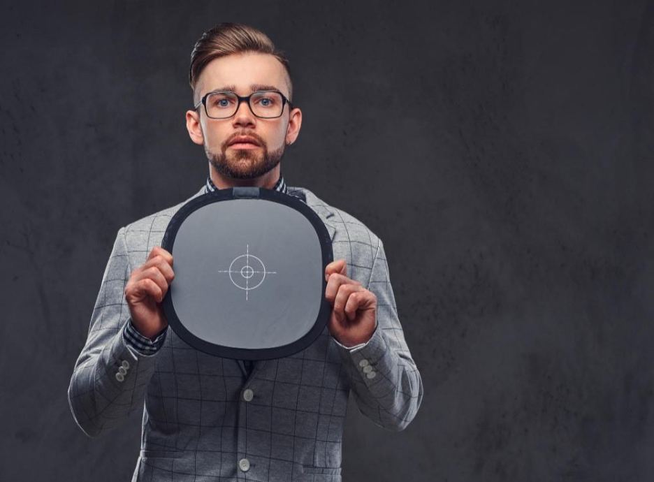 How do retailers identify the most promising marketing channels?