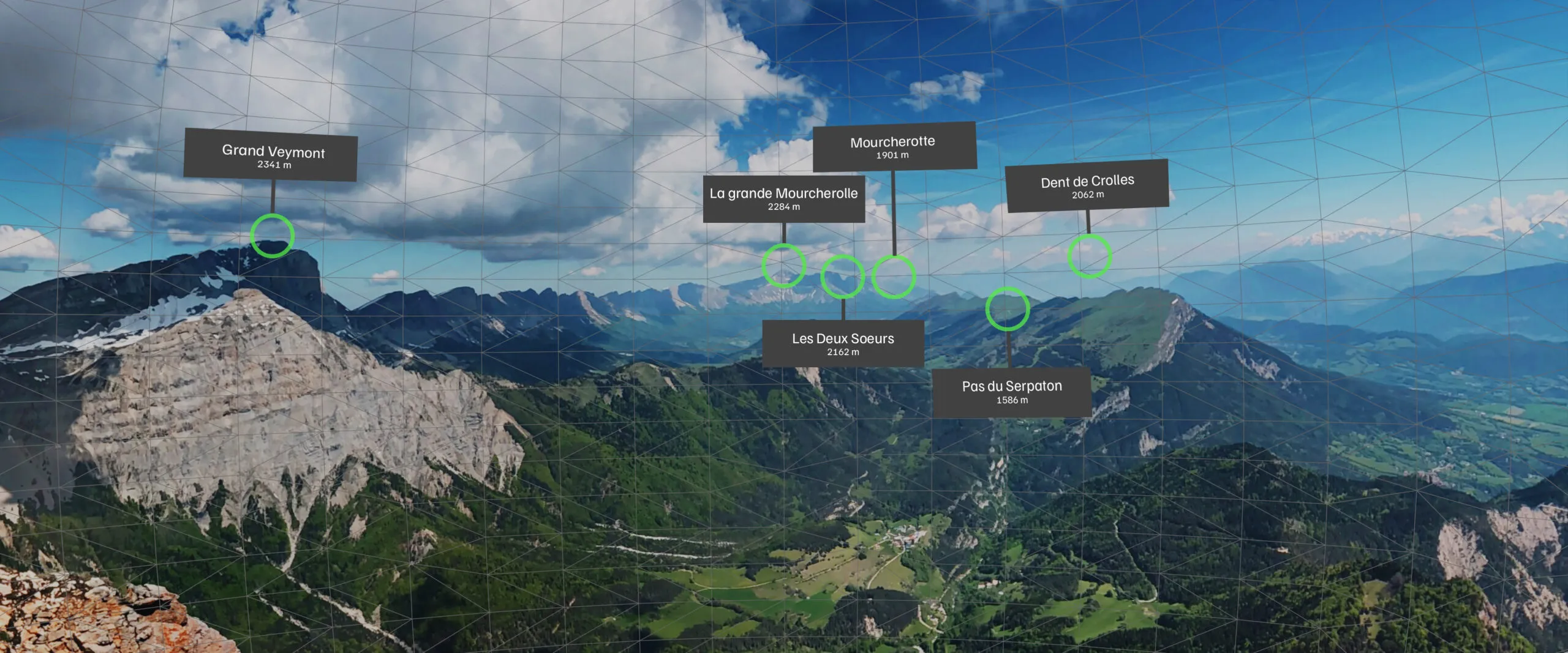 Interactive panoramic view of the Vercors massif with annotations of the peaks in the Sentinel of Time experience, combining natural heritage and immersive technologies.