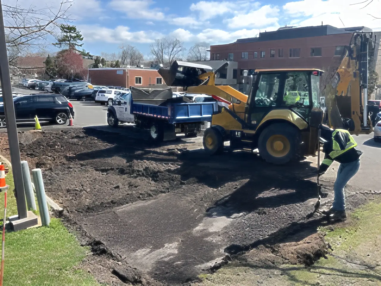 G. Deluca & Sons - Asphalt Repair - asphalt-repair