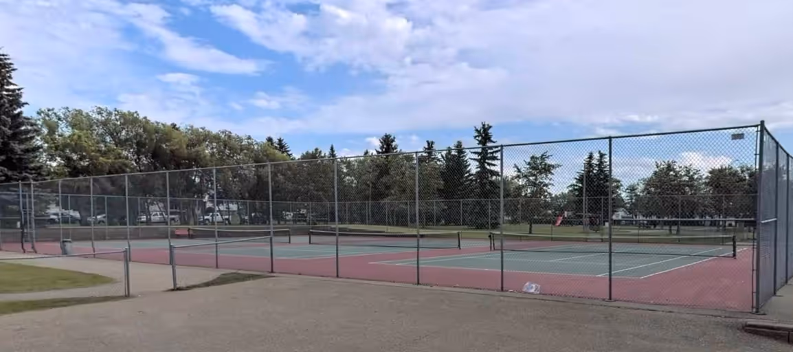 Innisfail Tennis Courts